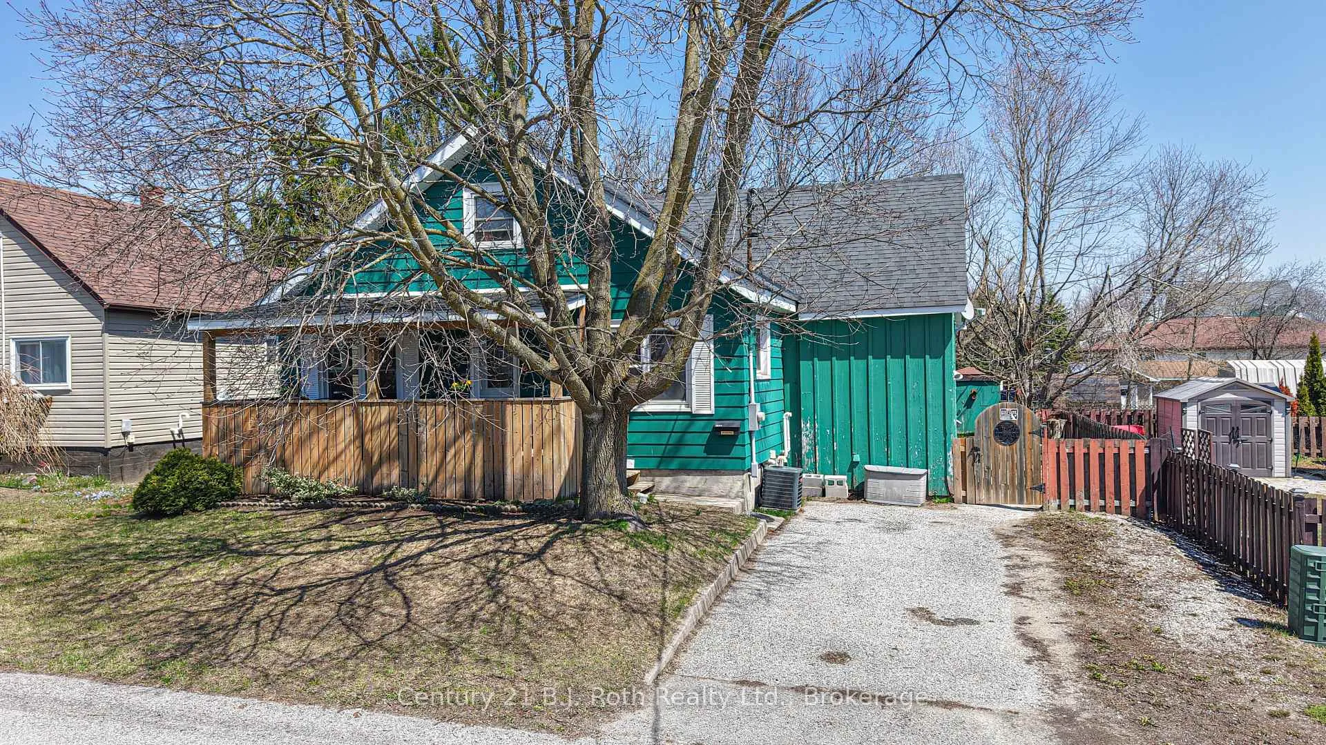 Photo 34 of 76 McKenzie Street, Orillia — HOMEH