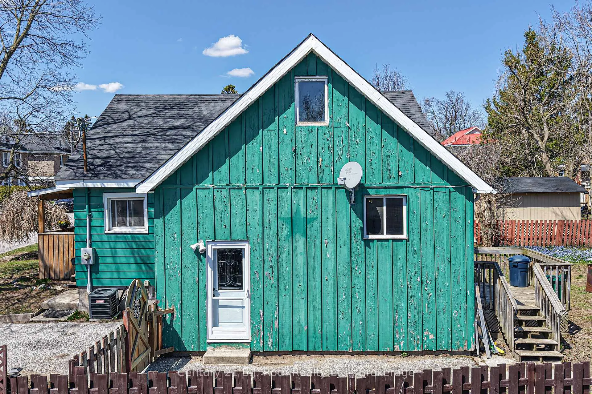 Photo 22 of 76 McKenzie Street, Orillia — HOMEH
