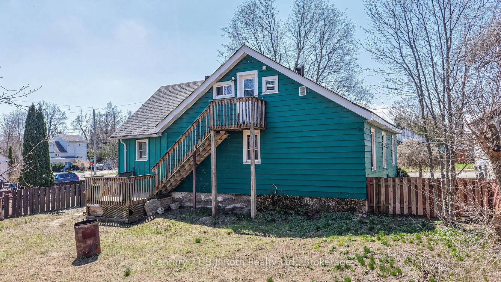 Photo 35 of 76 McKenzie Street, Orillia — HOMEH