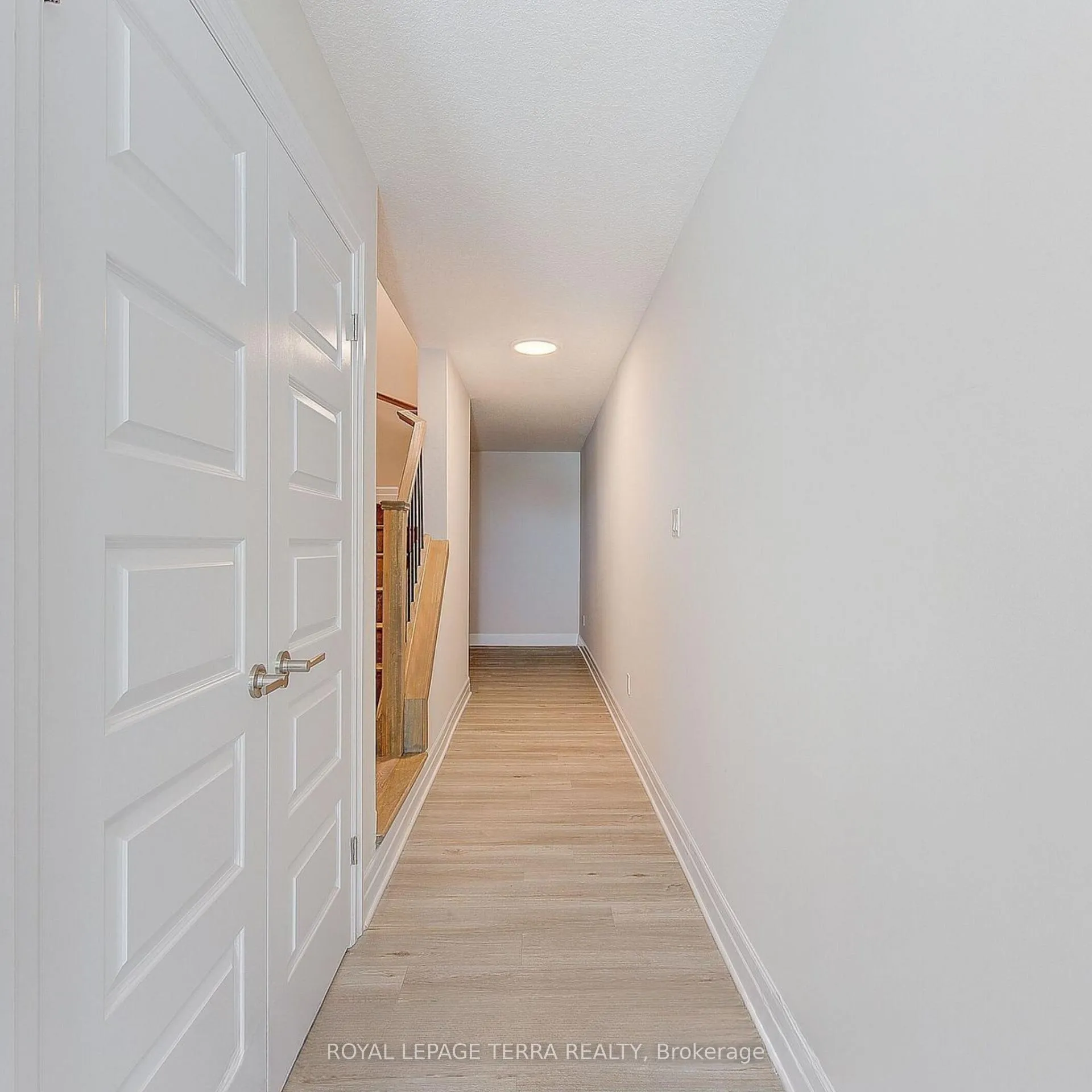 Photo 2 of Unit 25, 2610 Kettering Place, London, South U — HOMEH