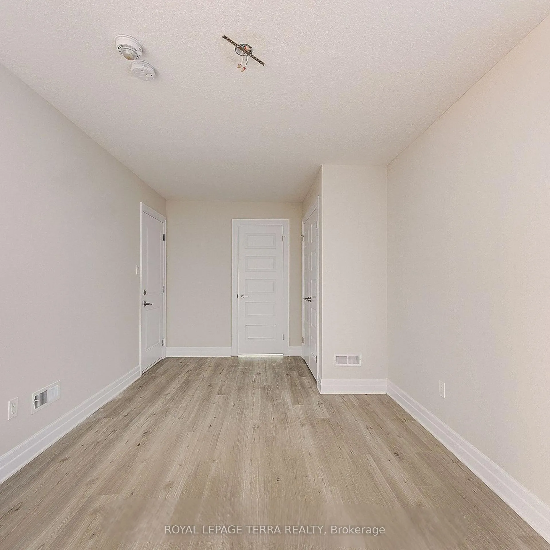 Photo 3 of Unit 25, 2610 Kettering Place, London, South U — HOMEH