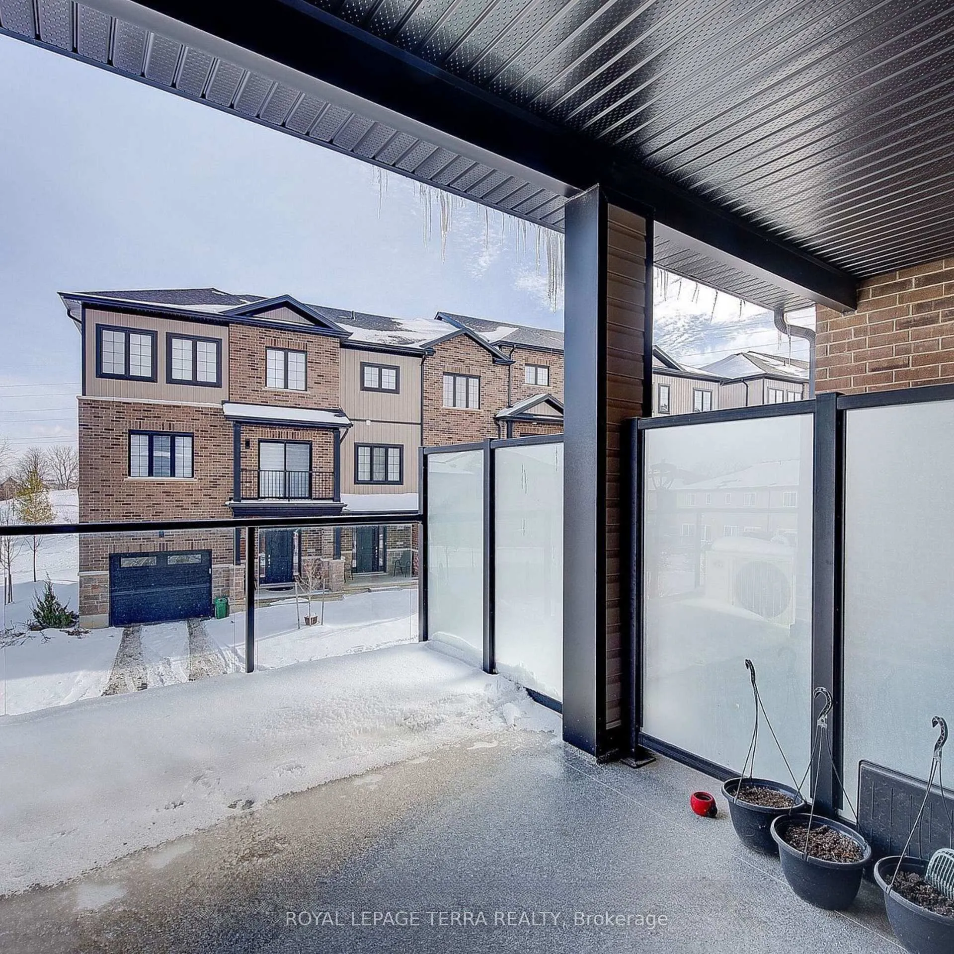 Photo 14 of Unit 25, 2610 Kettering Place, London, South U — HOMEH