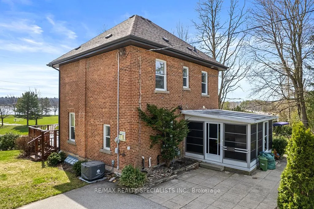 Photo 7 of 2149 3rd Avenue "A", Owen Sound — HOMEH