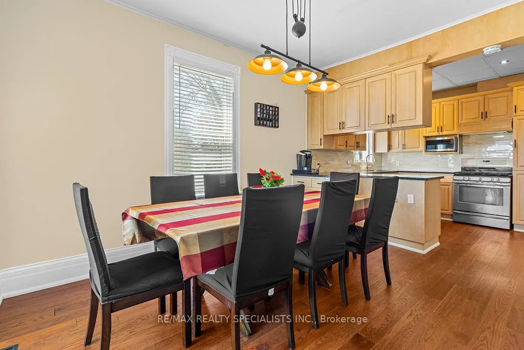 Photo 14 of 2149 3rd Avenue "A", Owen Sound — HOMEH