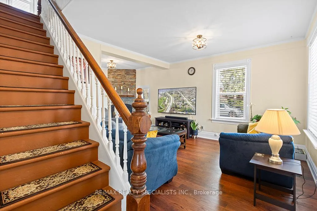 Photo 20 of 2149 3rd Avenue "A", Owen Sound — HOMEH