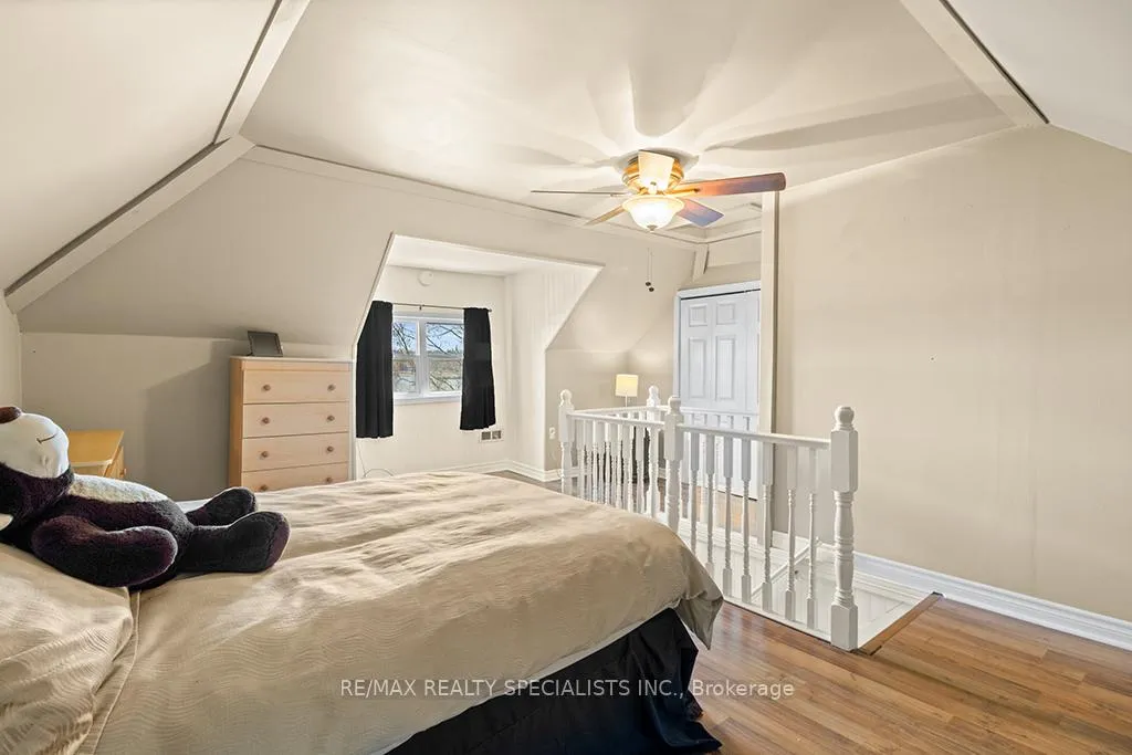 Photo 32 of 2149 3rd Avenue "A", Owen Sound — HOMEH