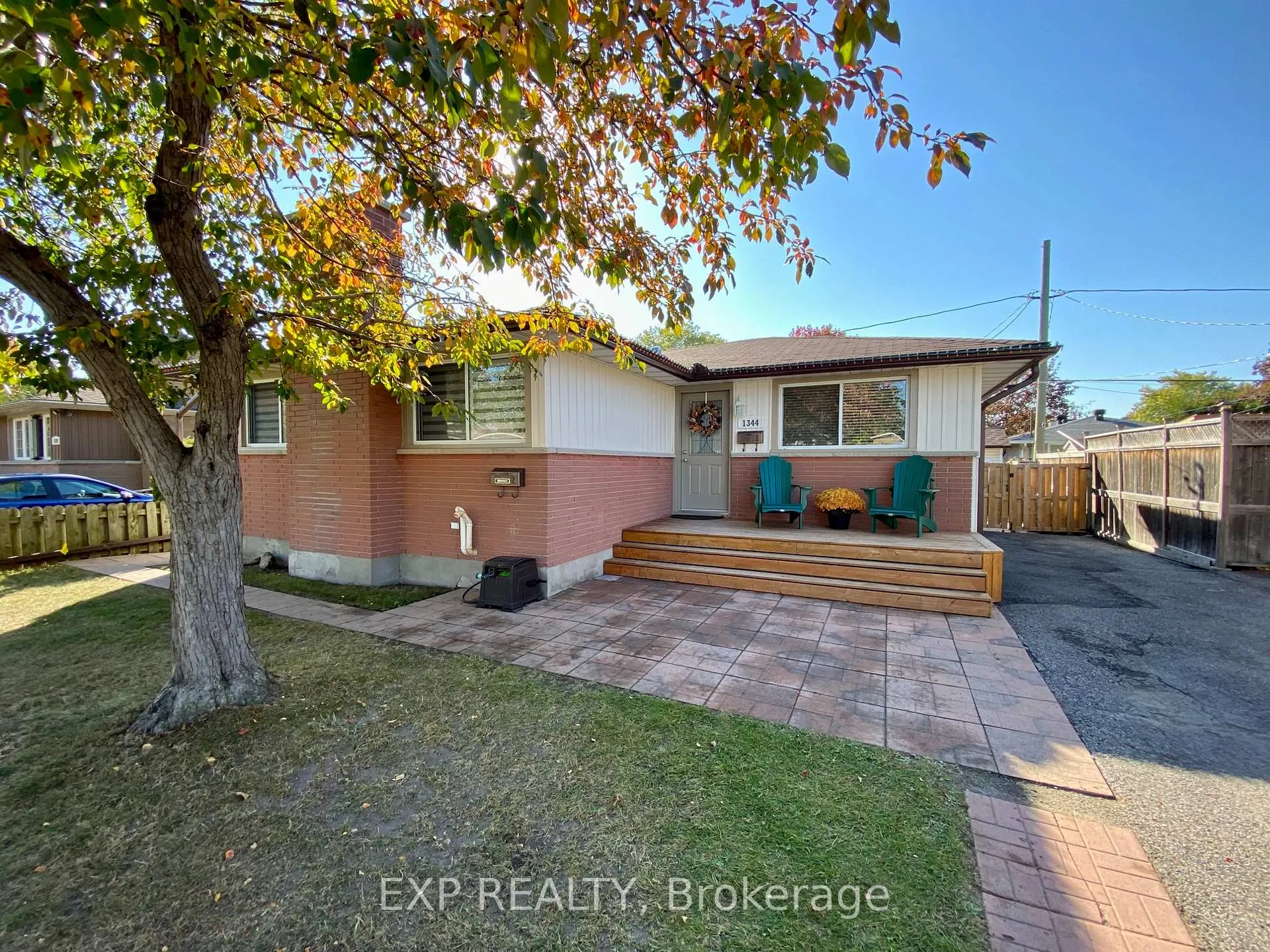 Photo 1 of Unit 1, 1344 Avenue U, Ottawa, Eastway Gardens/Industrial Park — HOMEH