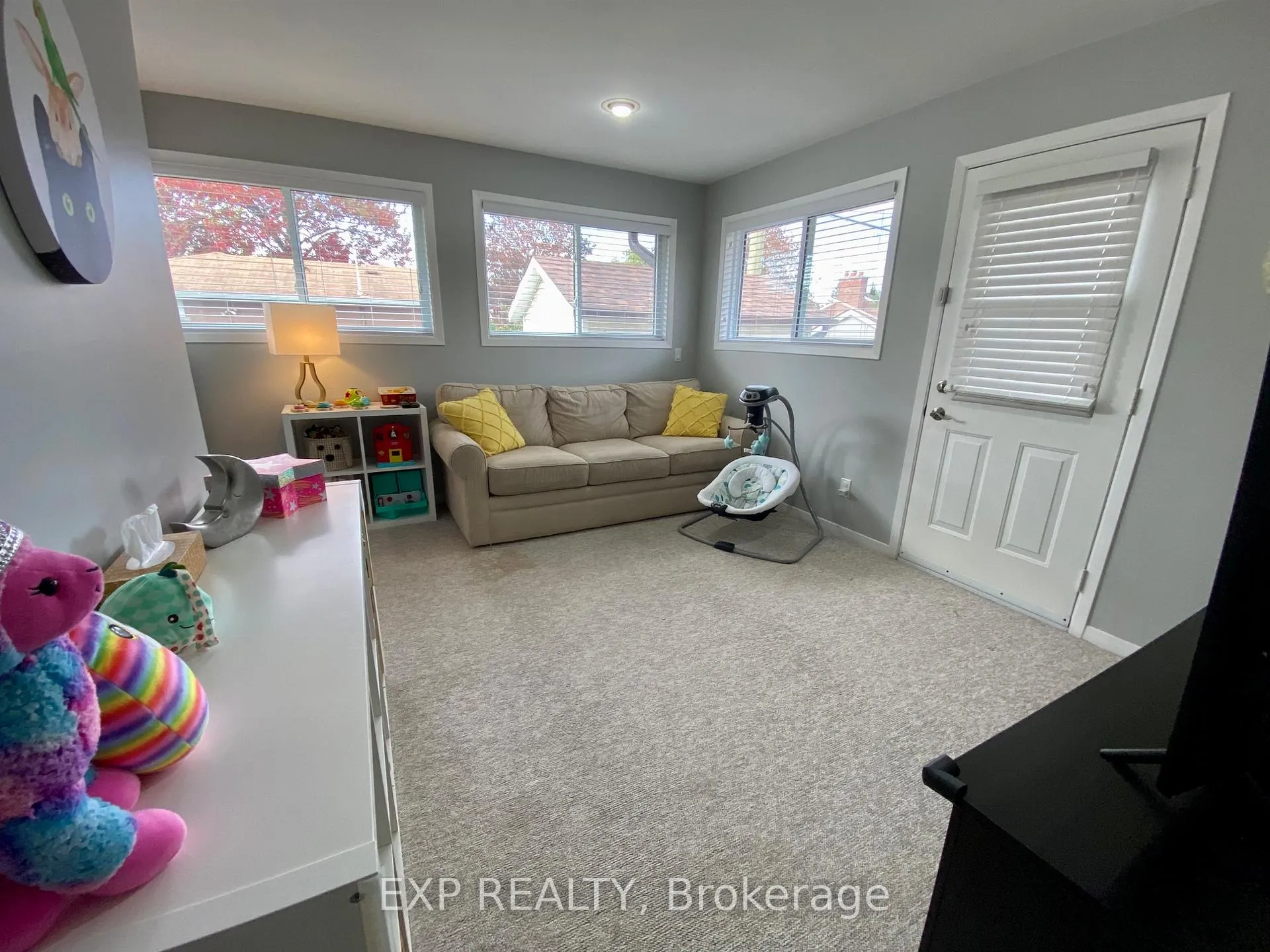 Photo 16 of Unit 1, 1344 Avenue U, Ottawa, Eastway Gardens/Industrial Park — HOMEH