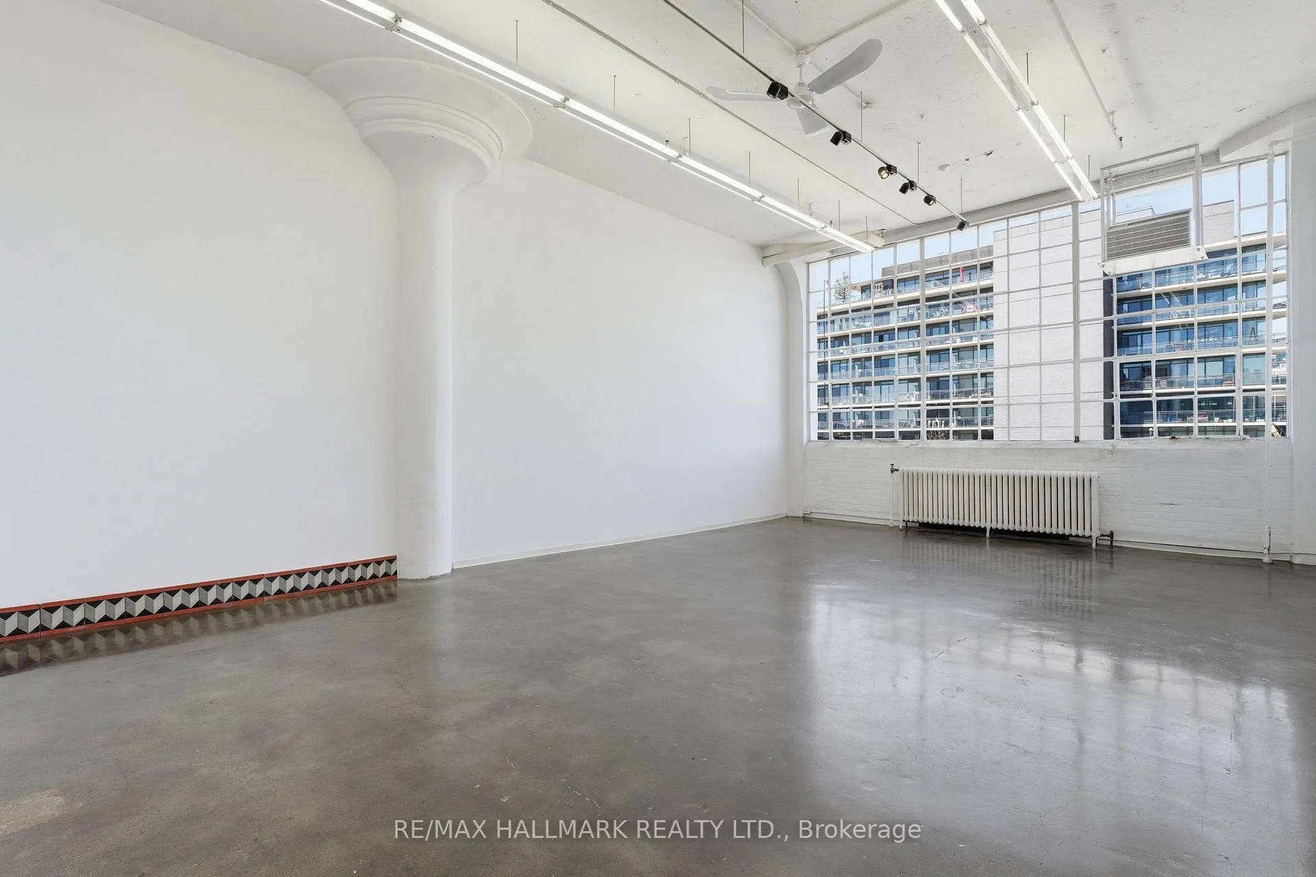 Photo 3 of Unit 405a, 245 Carlaw Avenue, Toronto, South Riverdale — HOMEH
