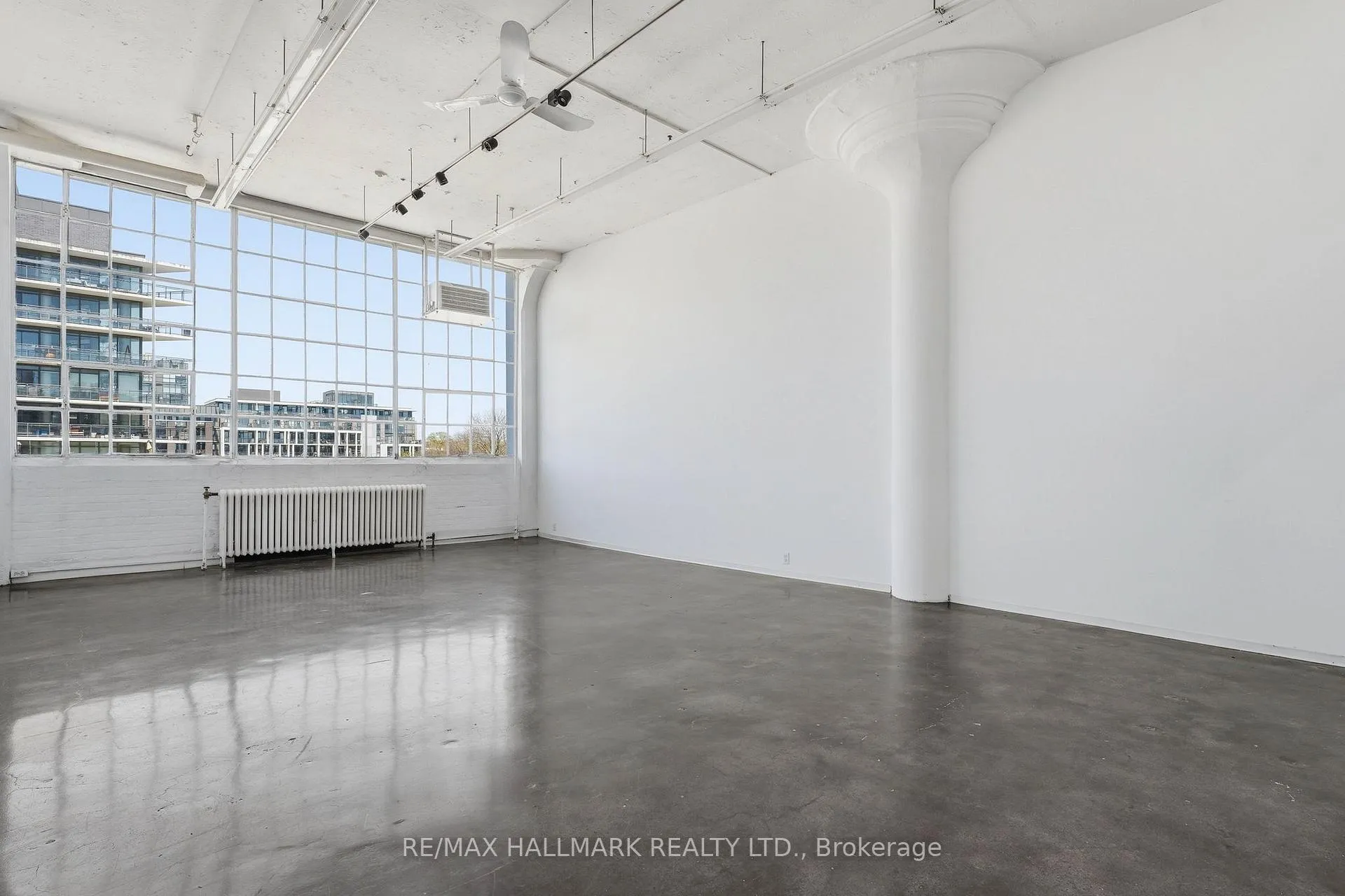 Photo 4 of Unit 405a, 245 Carlaw Avenue, Toronto, South Riverdale — HOMEH