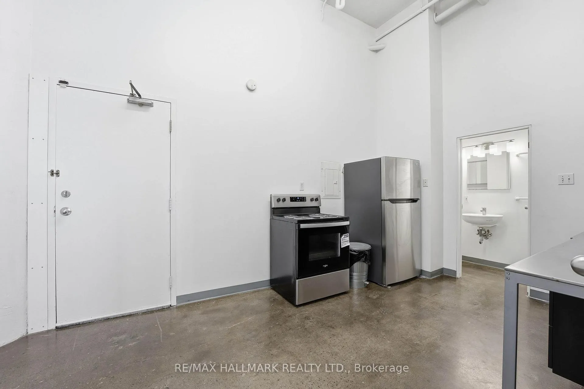 Photo 7 of Unit 405a, 245 Carlaw Avenue, Toronto, South Riverdale — HOMEH