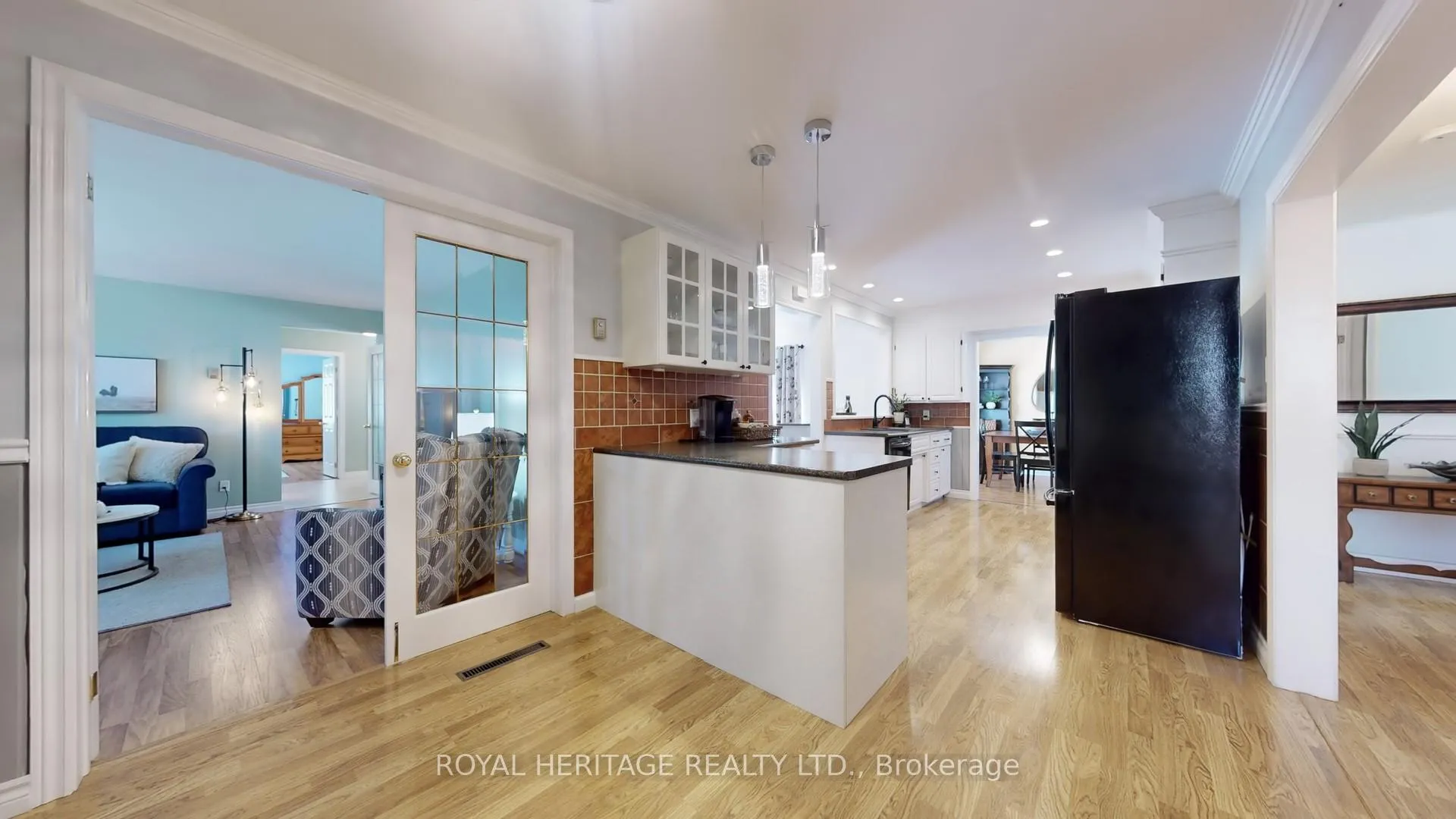 Photo 14 of 11 Durham Street, Whitby, Brooklin — HOMEH