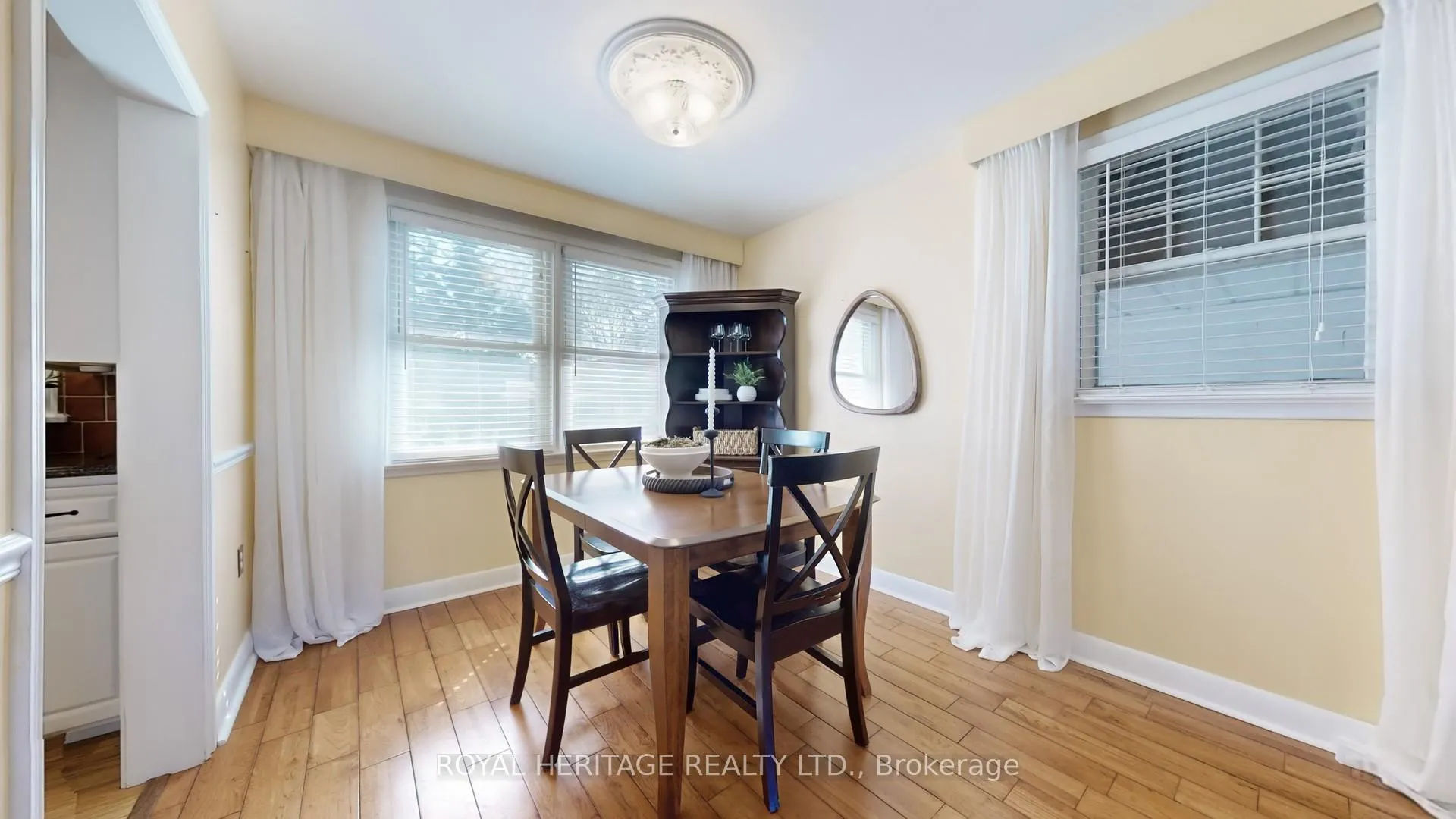 Photo 16 of 11 Durham Street, Whitby, Brooklin — HOMEH