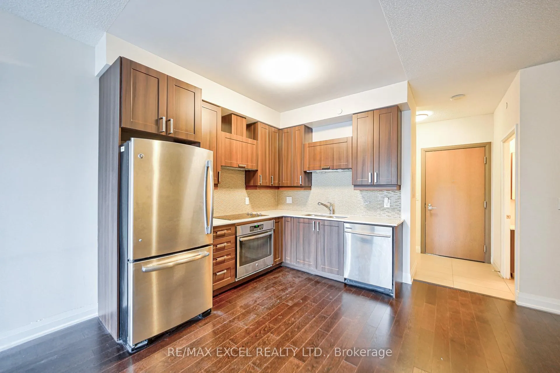 Photo 13 of Unit 728, 28 Uptown Drive, Markham, Unionville — HOMEH