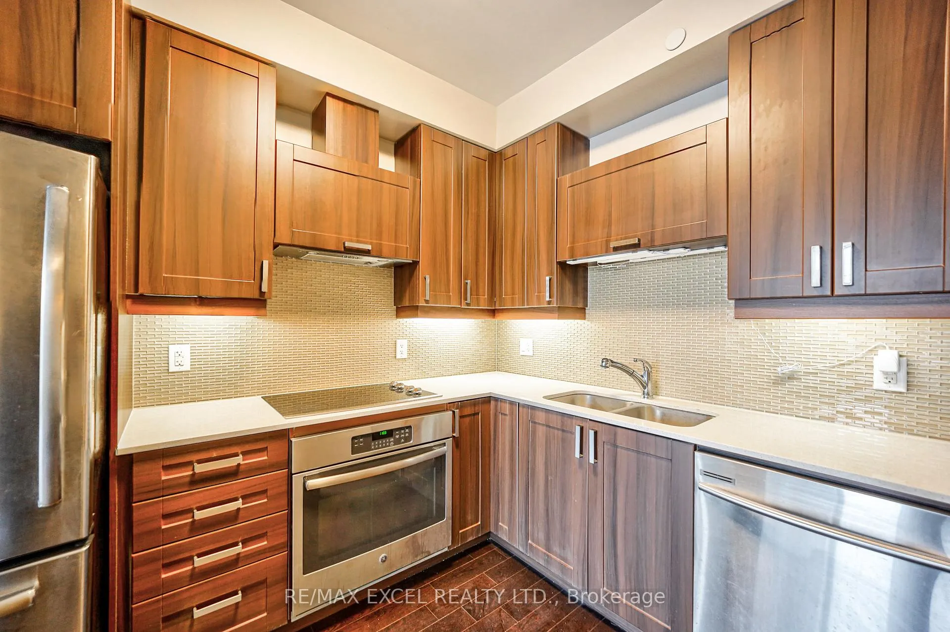 Photo 15 of Unit 728, 28 Uptown Drive, Markham, Unionville — HOMEH