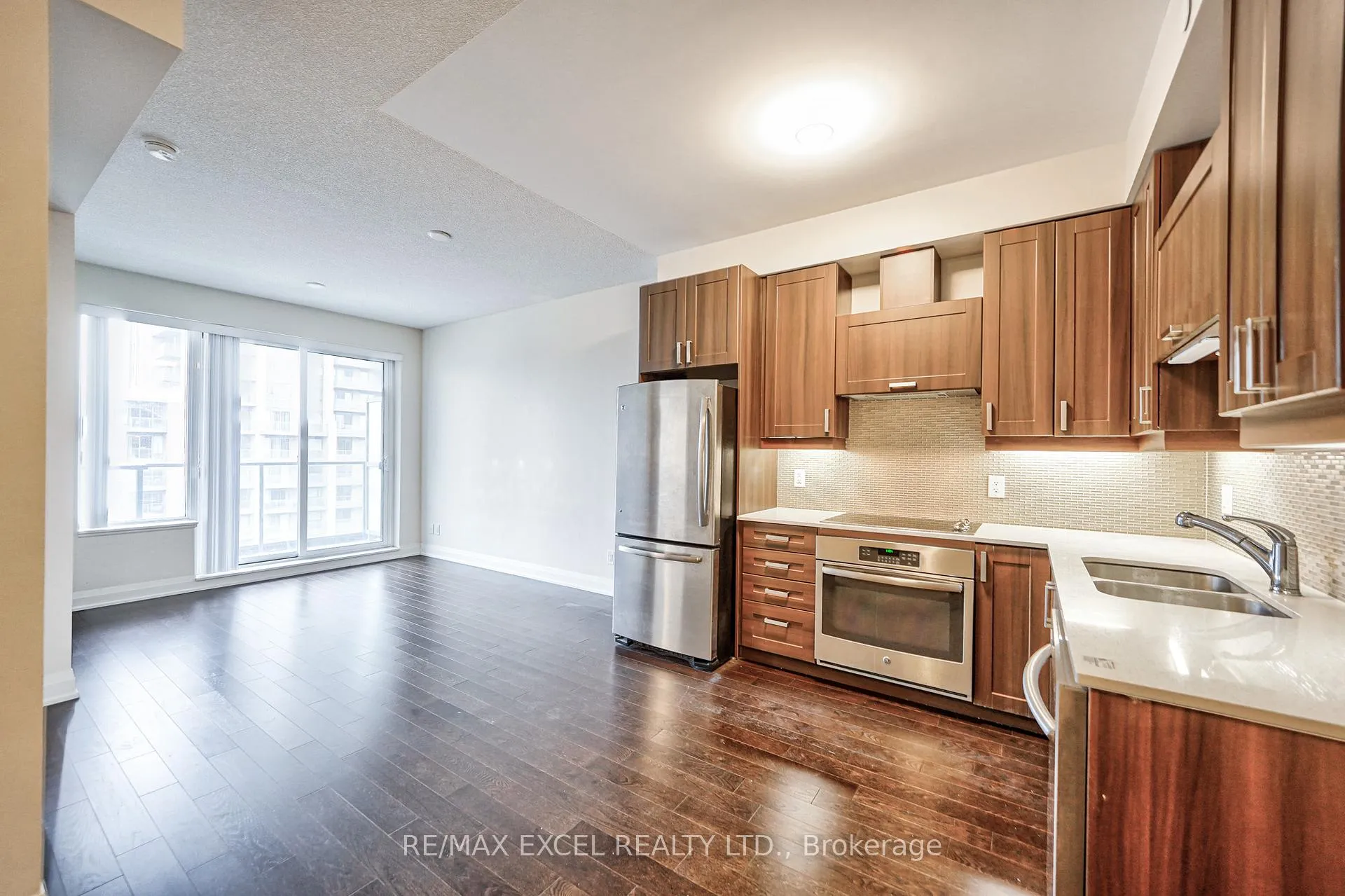 Photo 16 of Unit 728, 28 Uptown Drive, Markham, Unionville — HOMEH