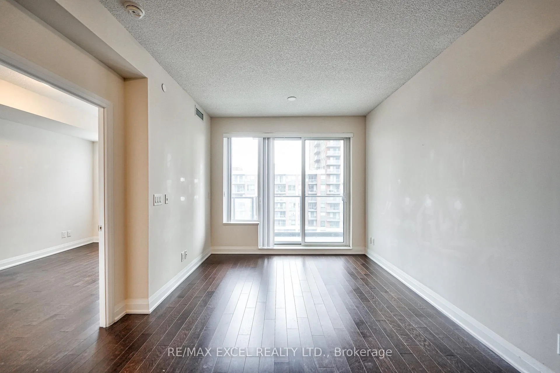 Photo 18 of Unit 728, 28 Uptown Drive, Markham, Unionville — HOMEH