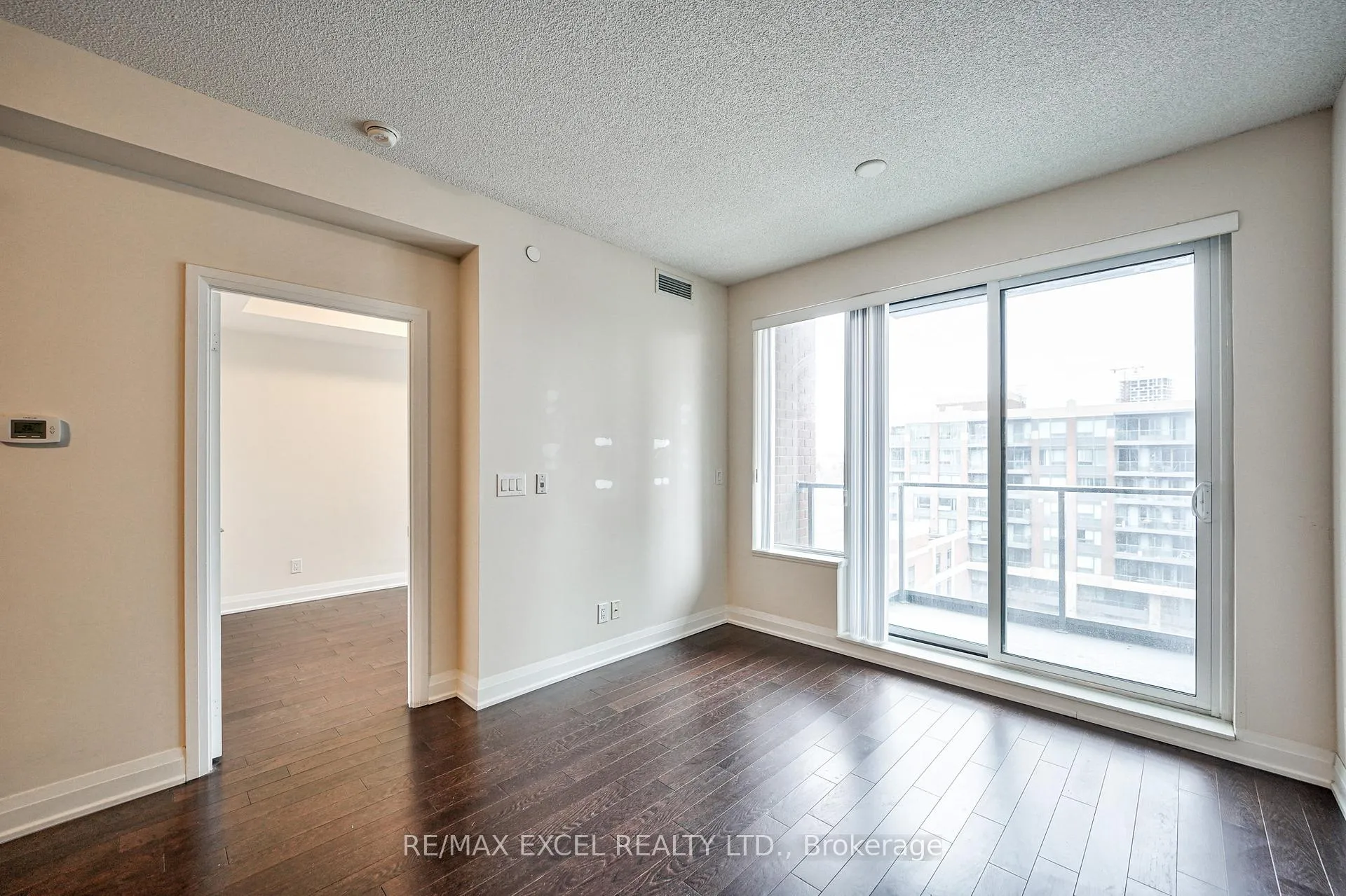 Photo 19 of Unit 728, 28 Uptown Drive, Markham, Unionville — HOMEH