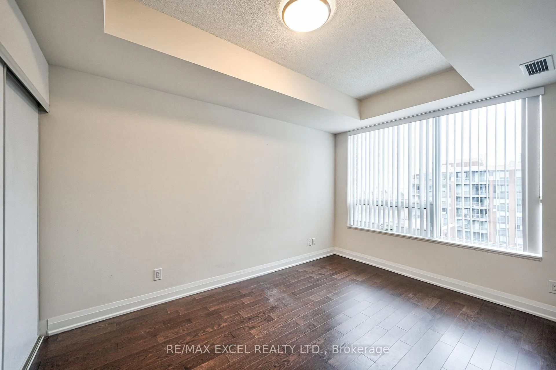 Photo 22 of Unit 728, 28 Uptown Drive, Markham, Unionville — HOMEH