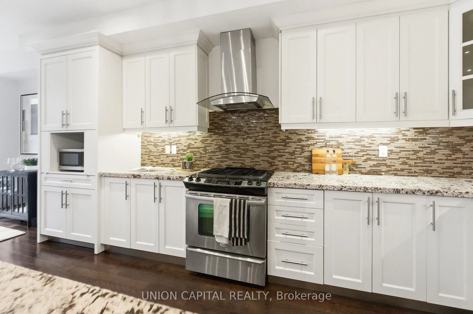 Photo 10 of 40A Norwood Road, Toronto, East End-Danforth — HOMEH