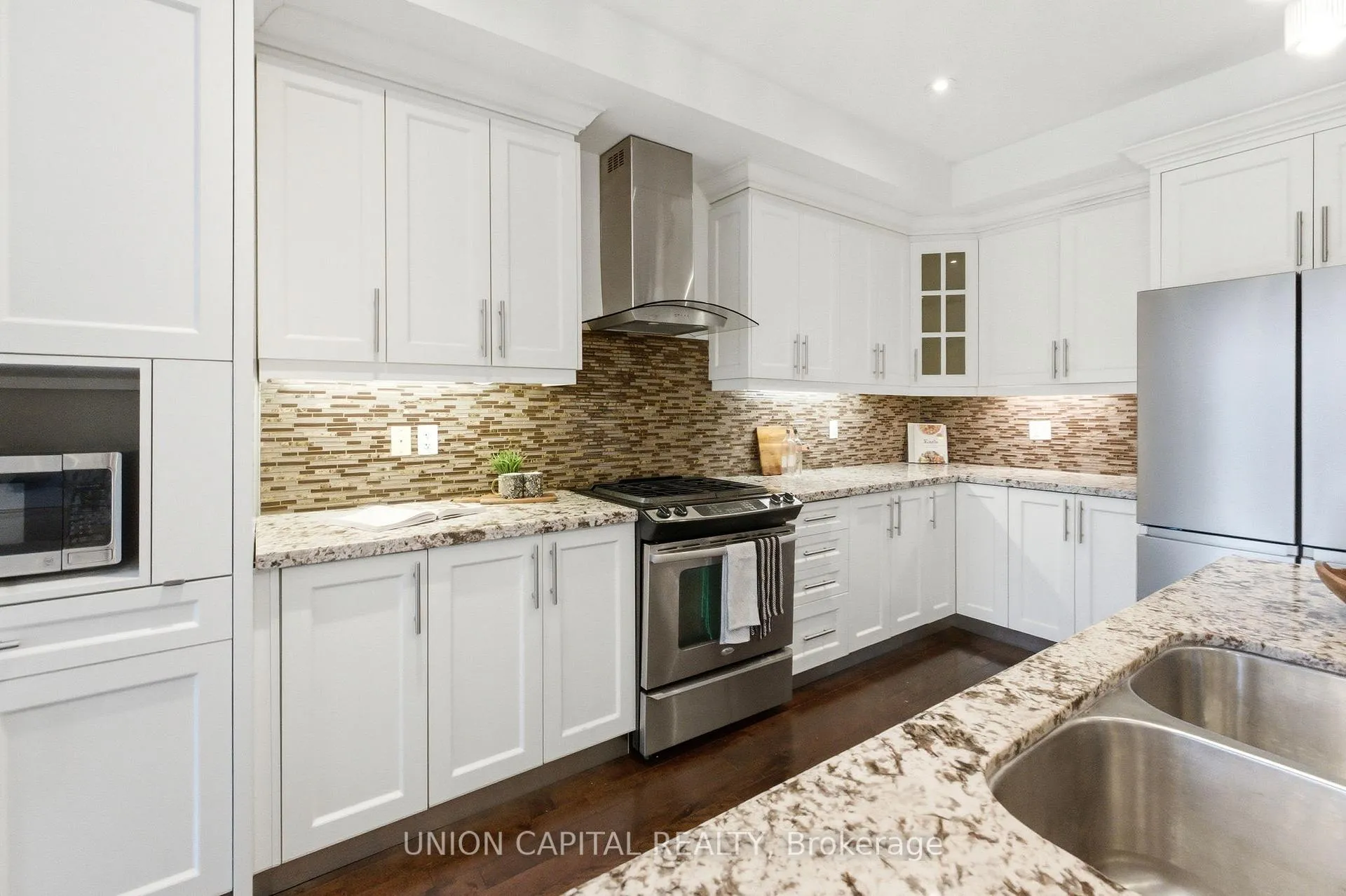 Photo 11 of 40A Norwood Road, Toronto, East End-Danforth — HOMEH