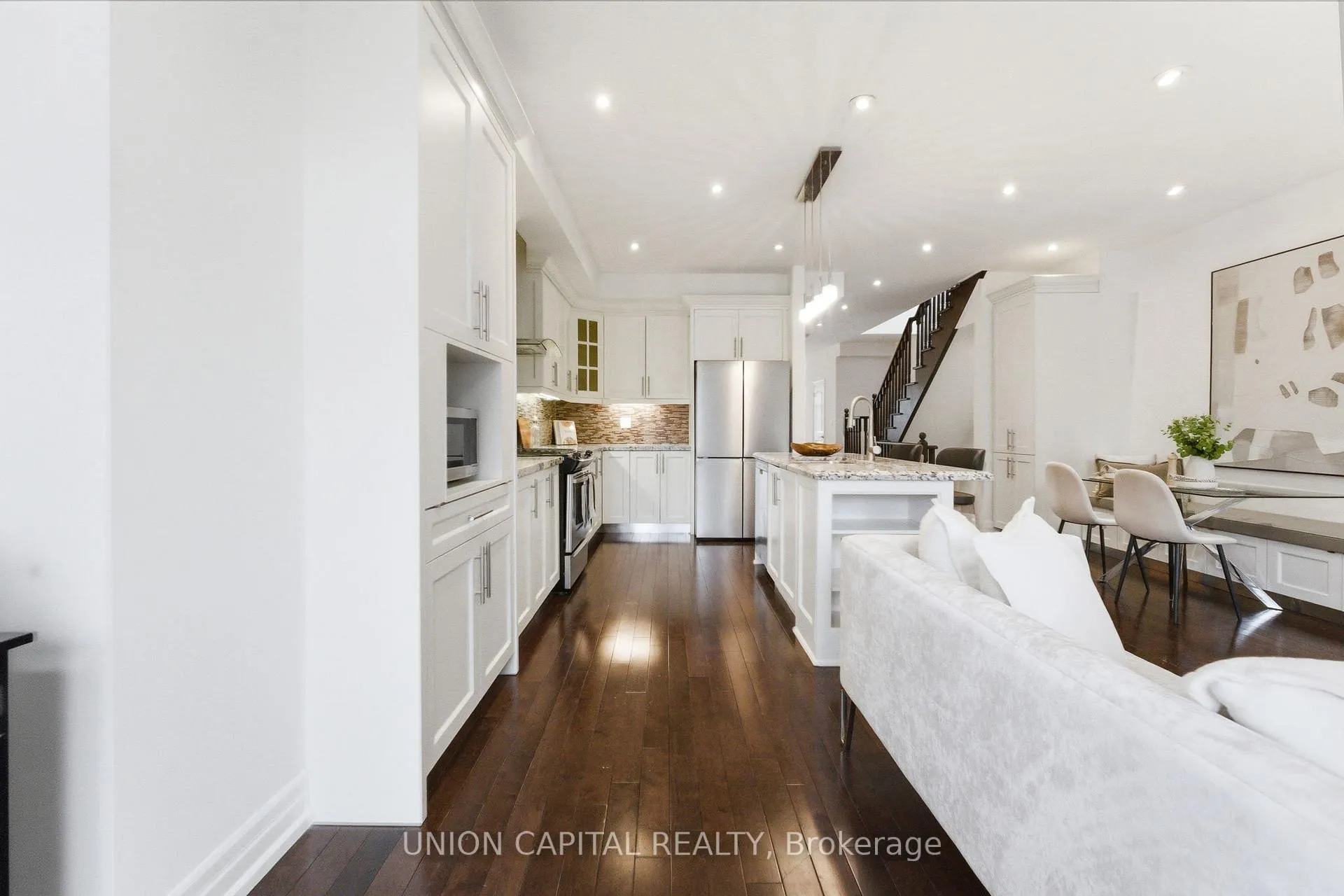 Photo 14 of 40A Norwood Road, Toronto, East End-Danforth — HOMEH
