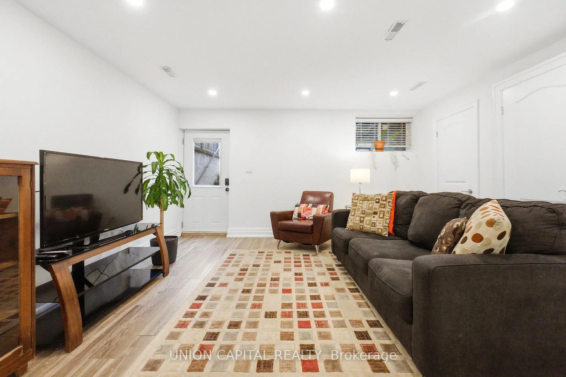 Photo 36 of 40A Norwood Road, Toronto, East End-Danforth — HOMEH