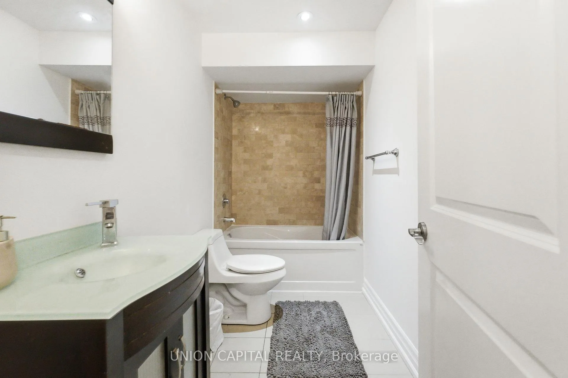 Photo 39 of 40A Norwood Road, Toronto, East End-Danforth — HOMEH