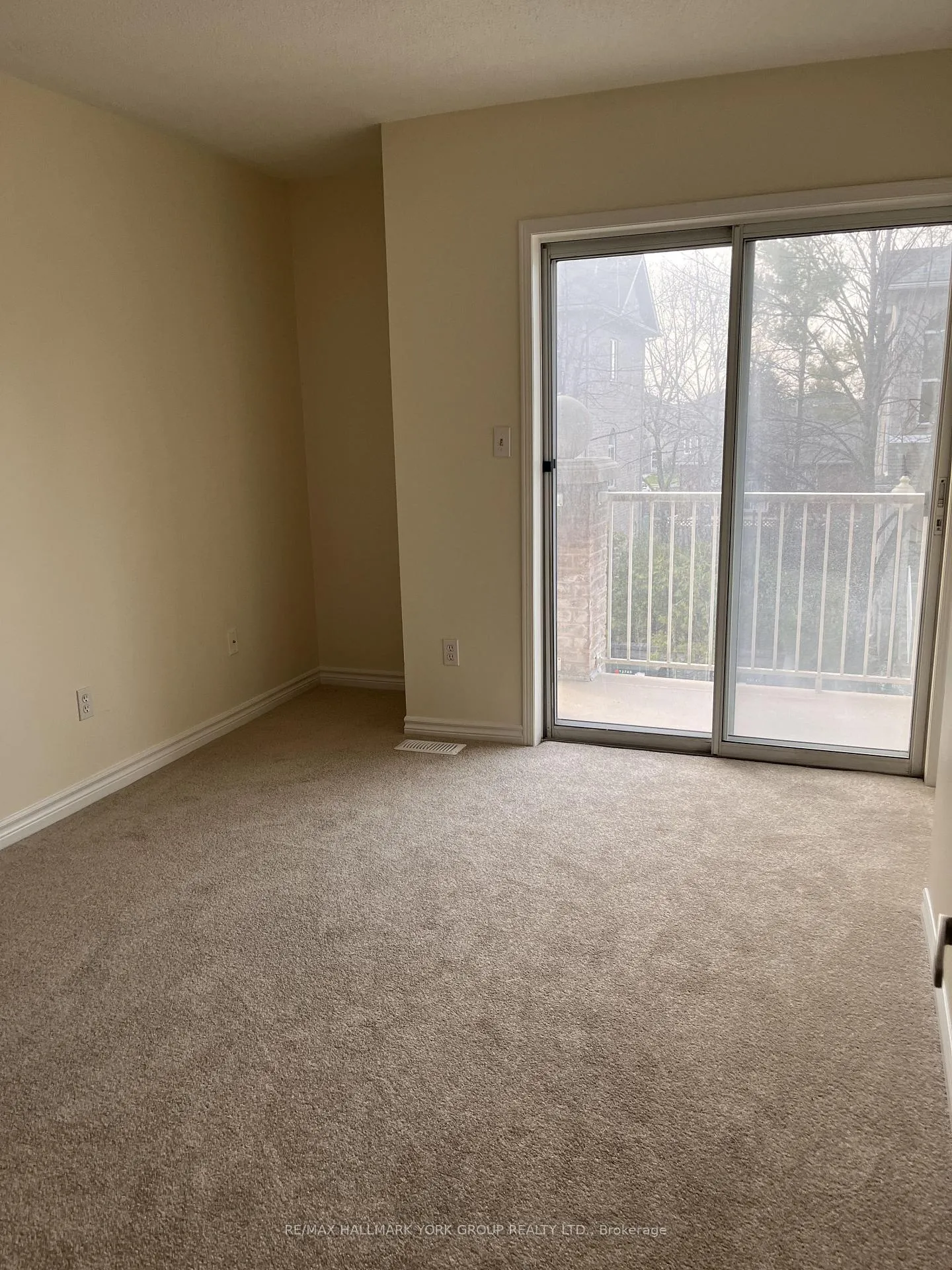 Photo 14 of Unit 9, 490 Veterans Drive, Barrie, Holly — HOMEH