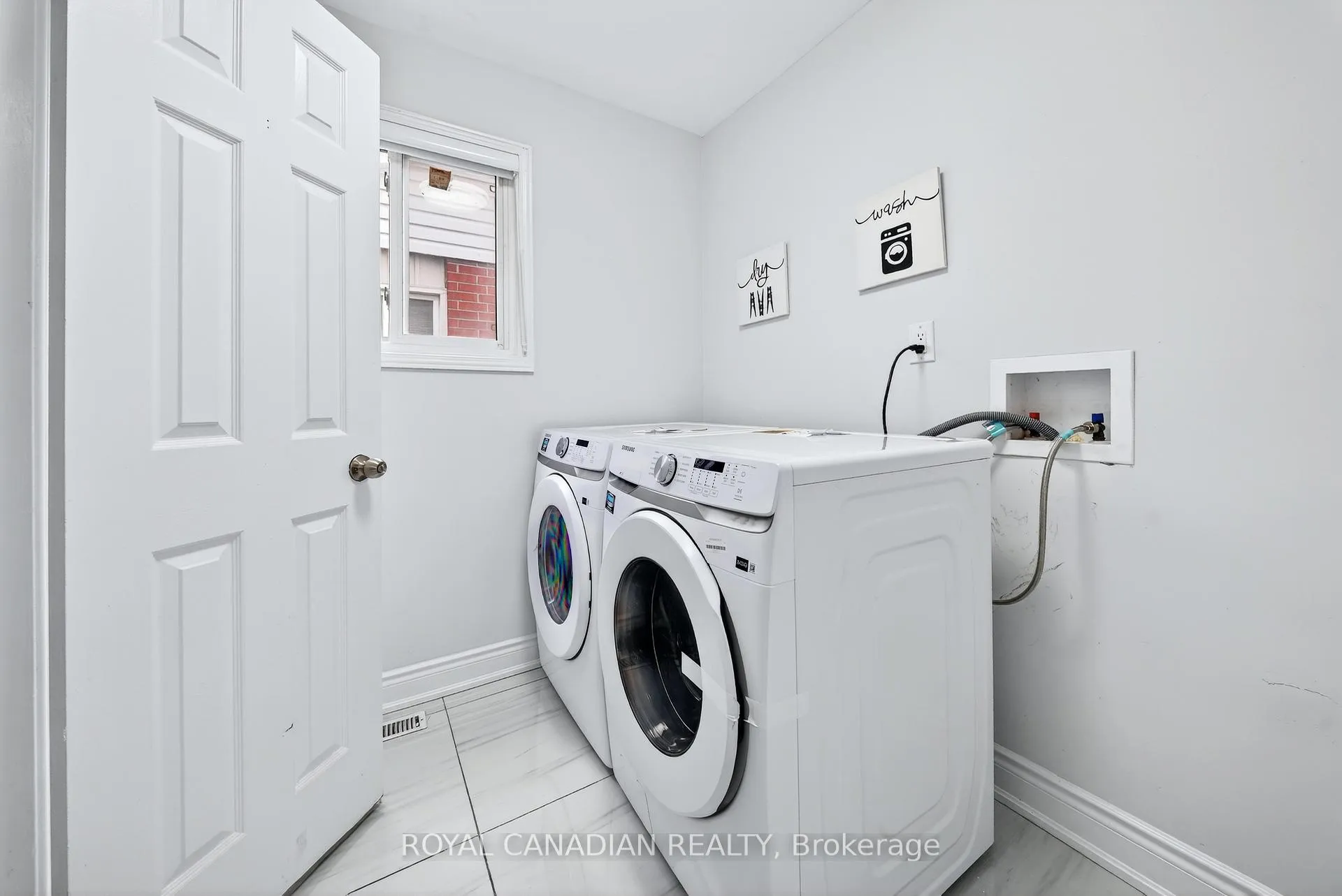 Photo 12 of 44 Rushmore Crescent, Brampton, Heart Lake East — HOMEH