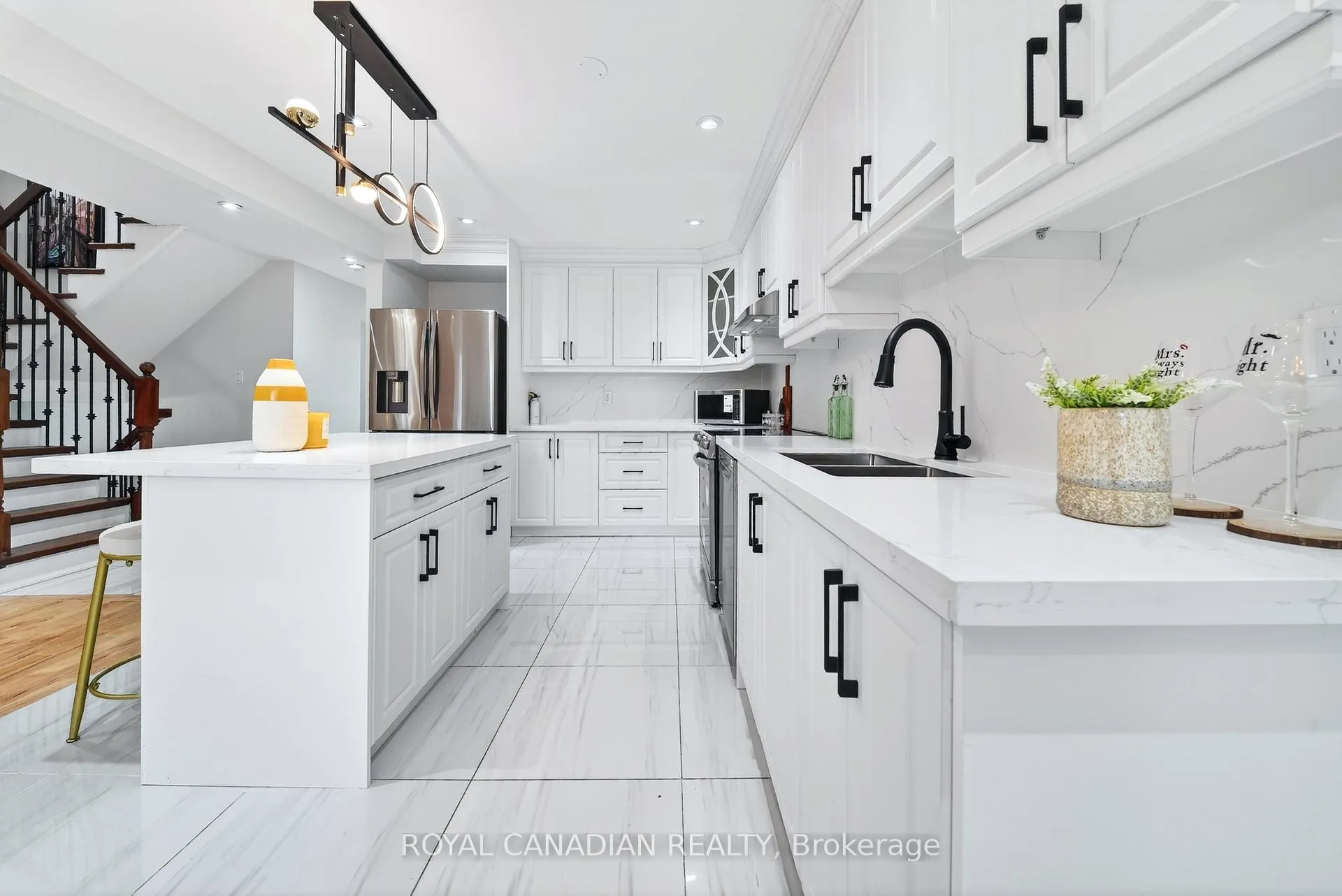 Photo 14 of 44 Rushmore Crescent, Brampton, Heart Lake East — HOMEH