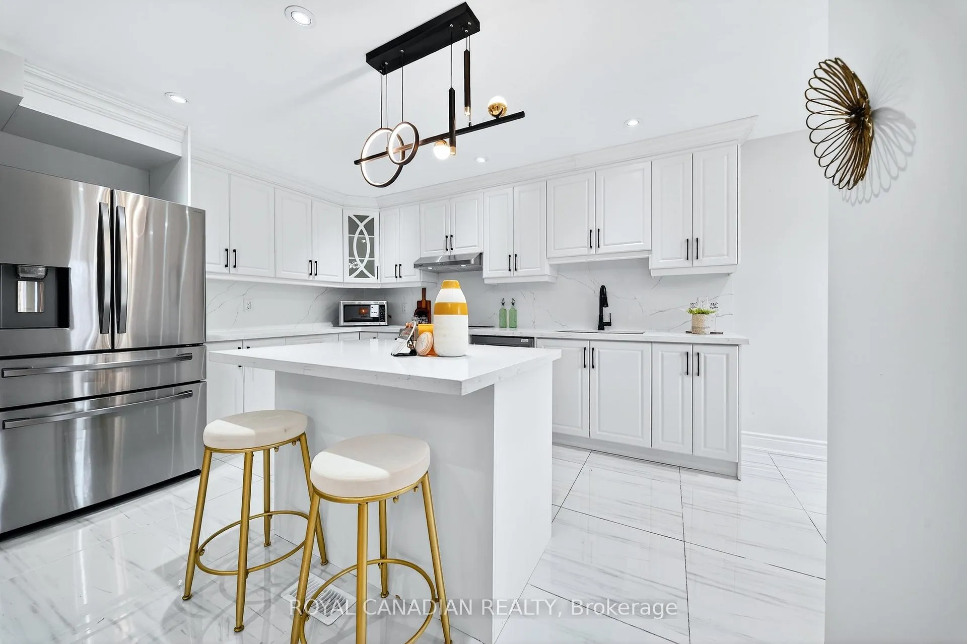 Photo 15 of 44 Rushmore Crescent, Brampton, Heart Lake East — HOMEH