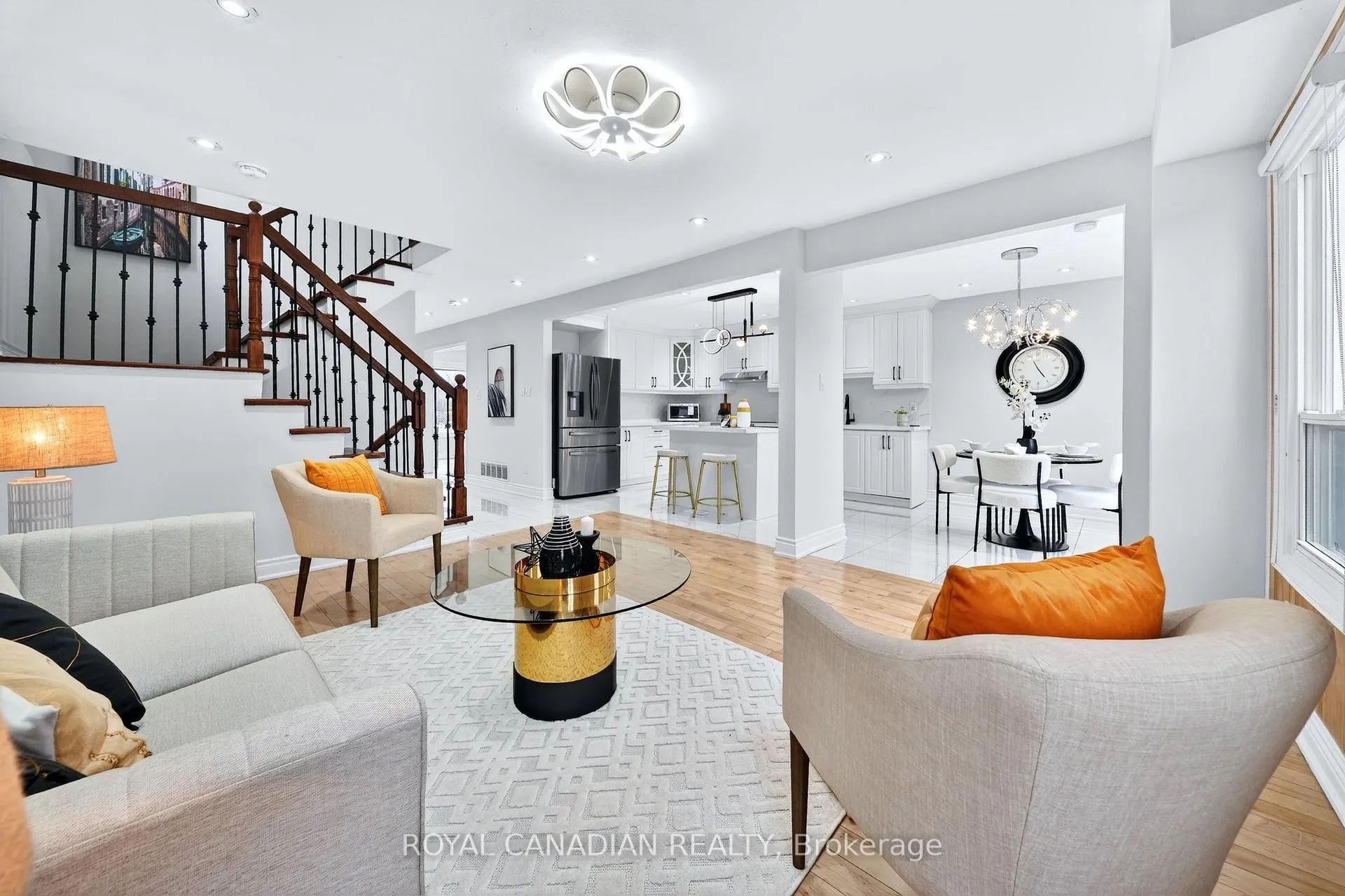 Photo 17 of 44 Rushmore Crescent, Brampton, Heart Lake East — HOMEH