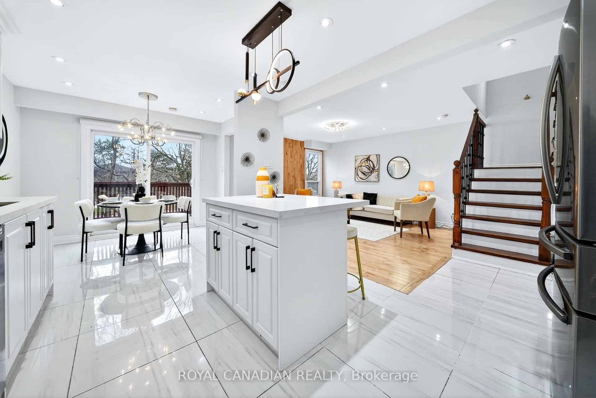 Photo 23 of 44 Rushmore Crescent, Brampton, Heart Lake East — HOMEH