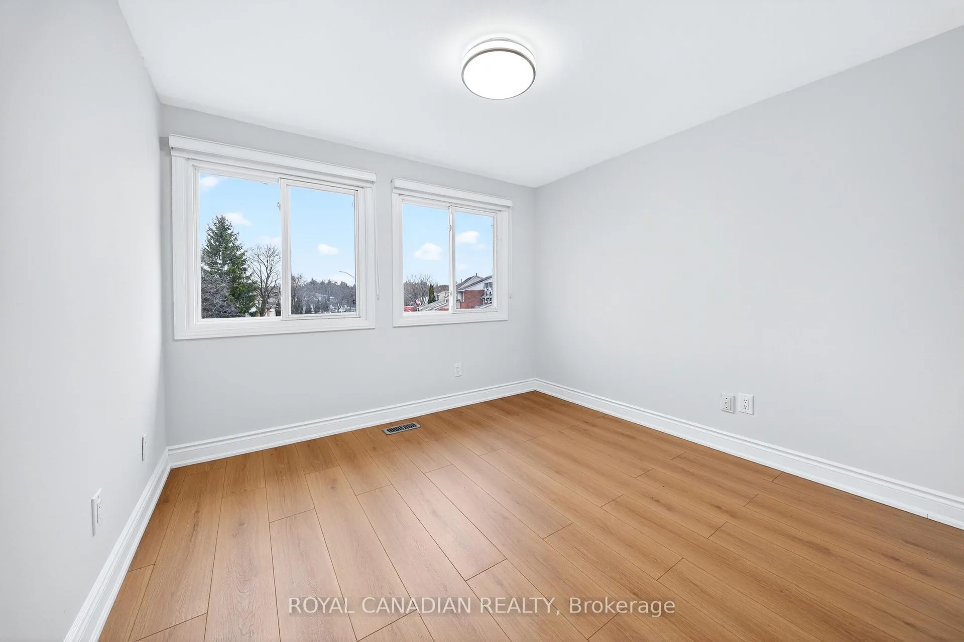 Photo 36 of 44 Rushmore Crescent, Brampton, Heart Lake East — HOMEH