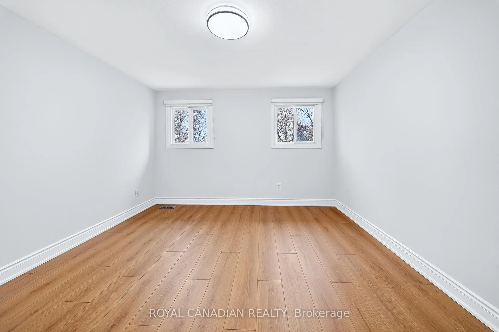 Photo 38 of 44 Rushmore Crescent, Brampton, Heart Lake East — HOMEH