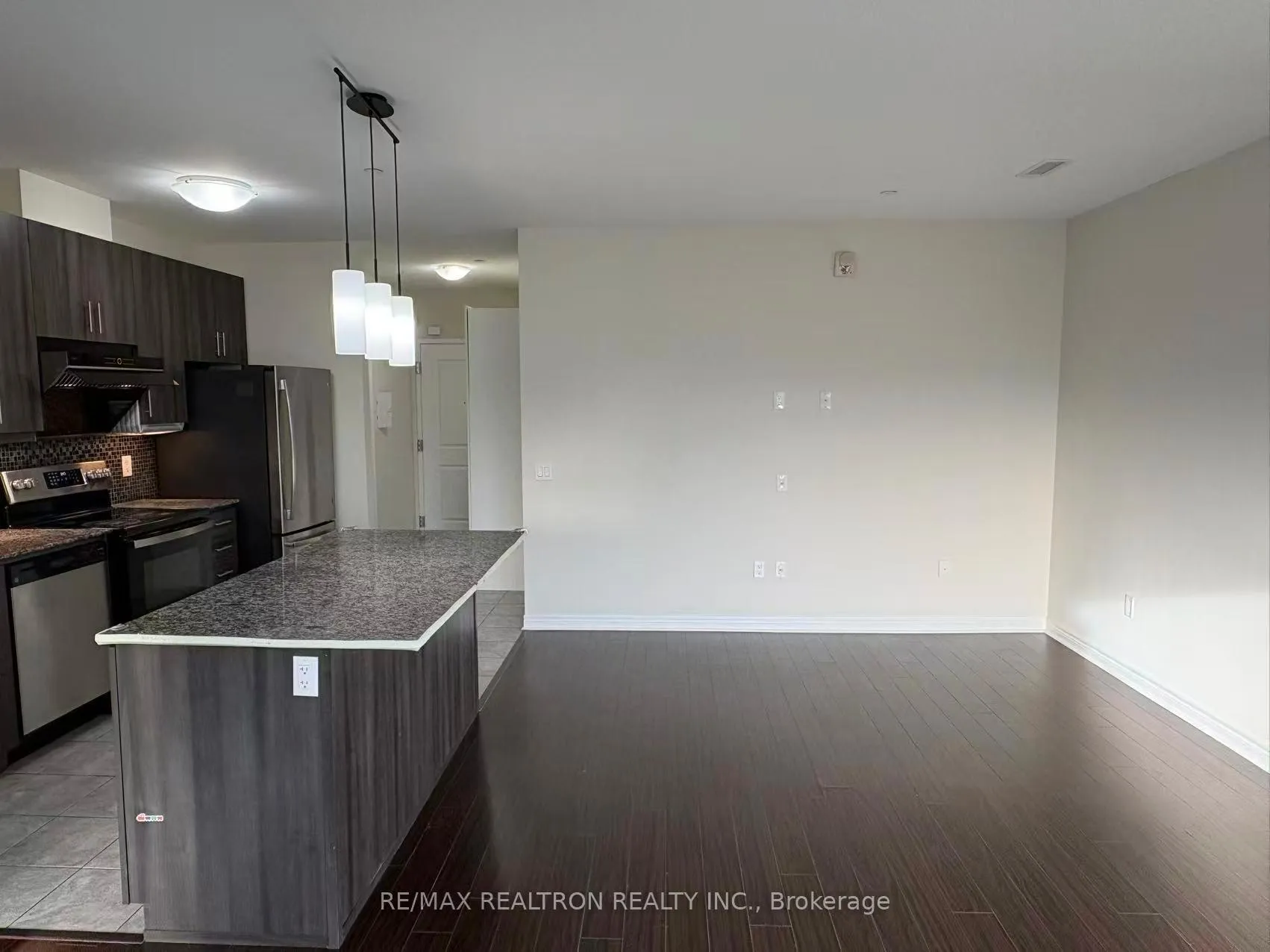 Photo 11 of Unit 311, 7768 Kennedy Road, Markham, Milliken Mills West — HOMEH
