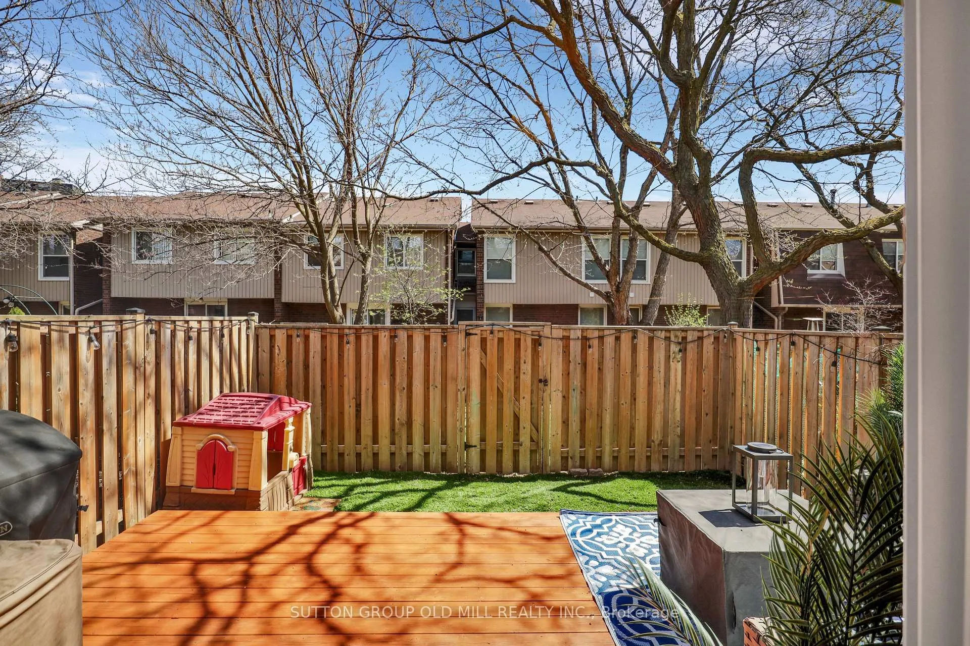 Photo 42 of 66 Permfield Path, Etobicoke, Etobicoke West Mall — HOMEH