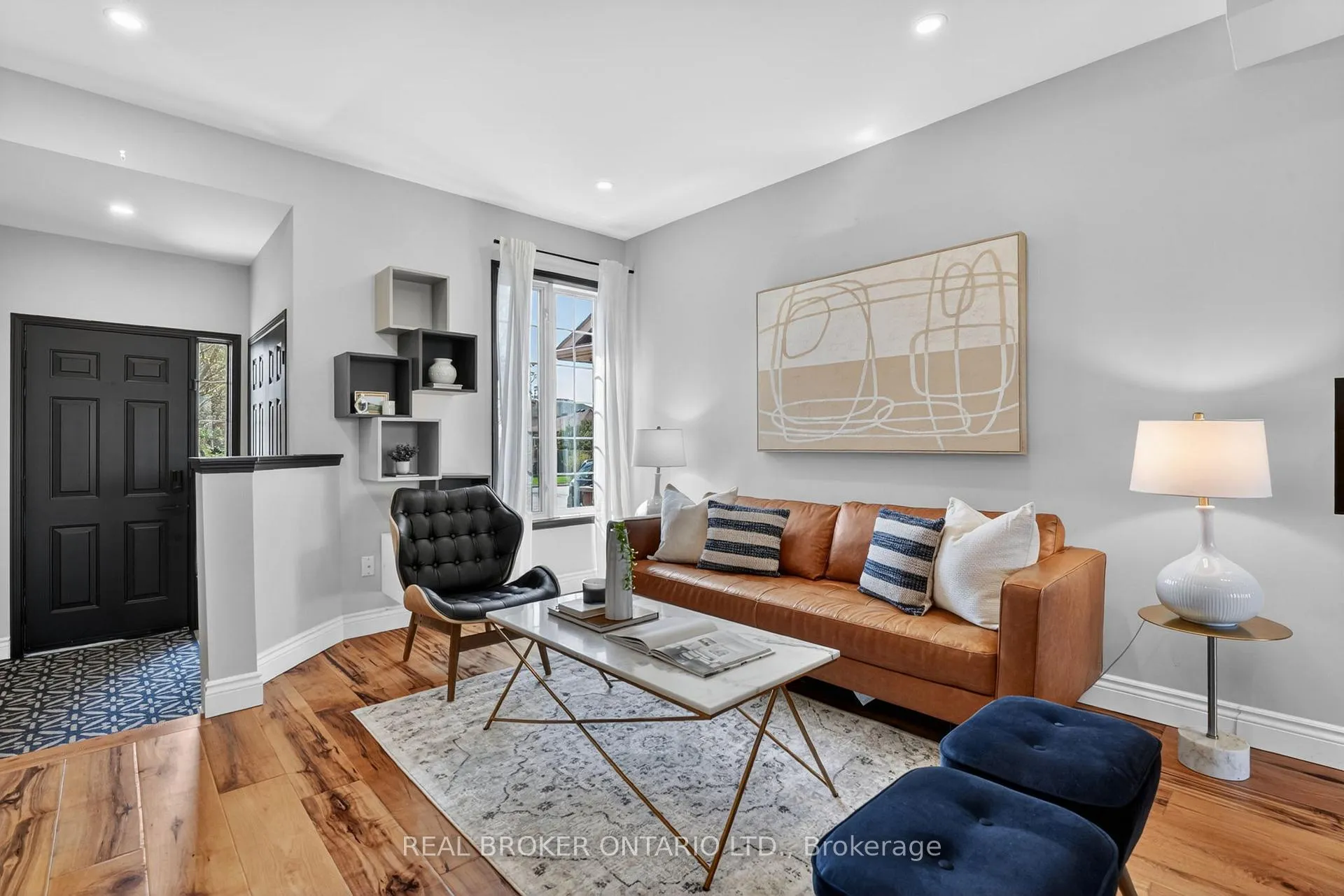Photo 3 of 62 Moore Crescent, Hamilton, Ancaster — HOMEH