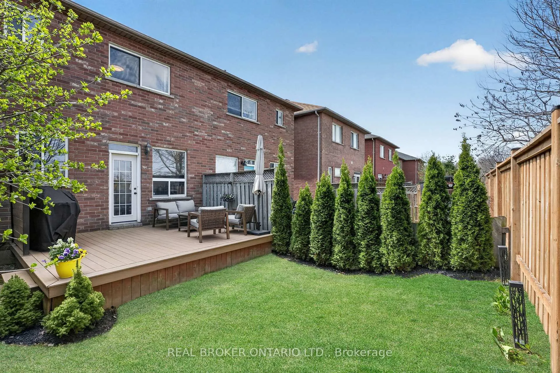 Photo 9 of 62 Moore Crescent, Hamilton, Ancaster — HOMEH