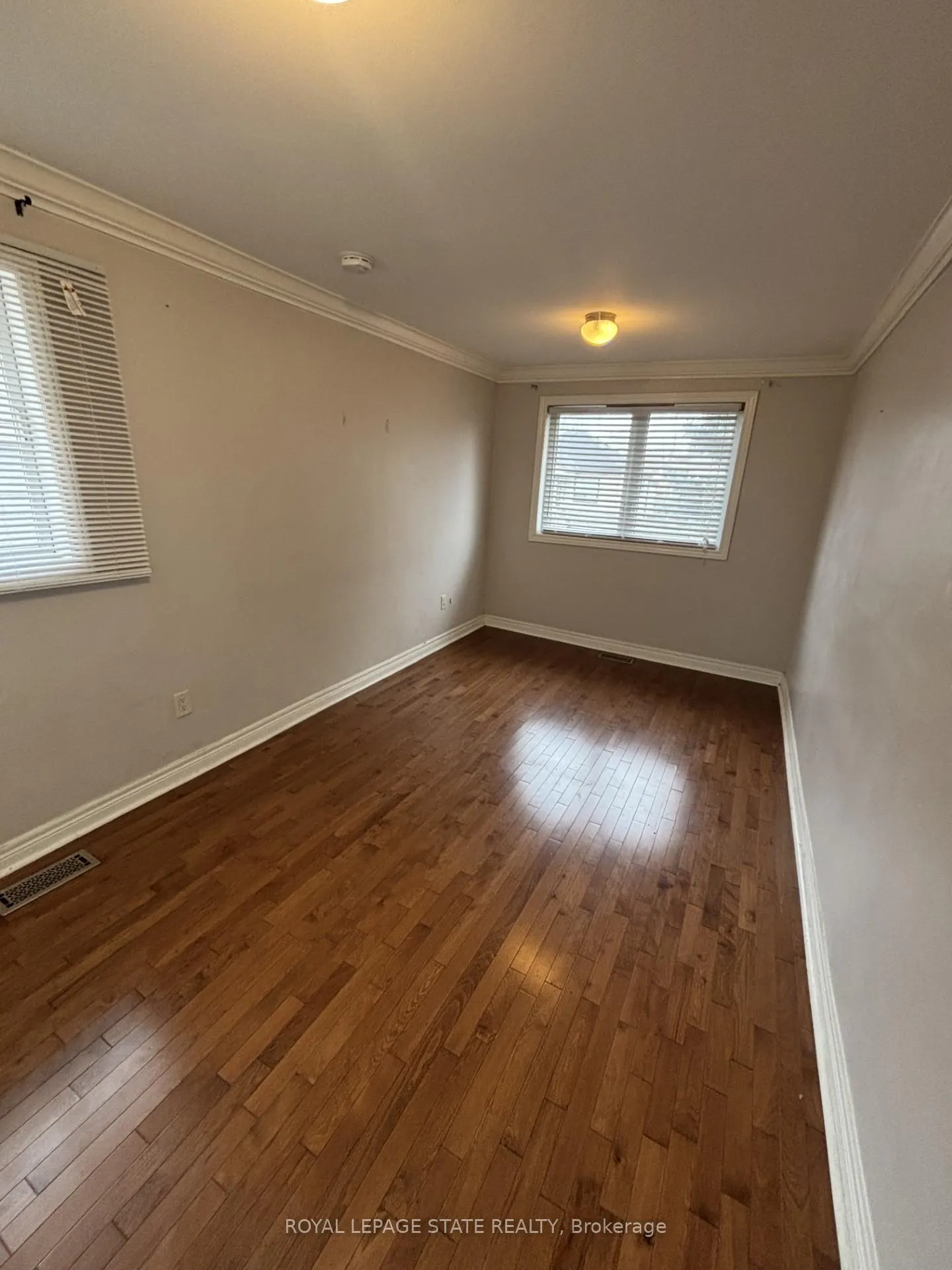 Photo 2 of 205 Ivon Avenue, Hamilton, Normanhurst — HOMEH