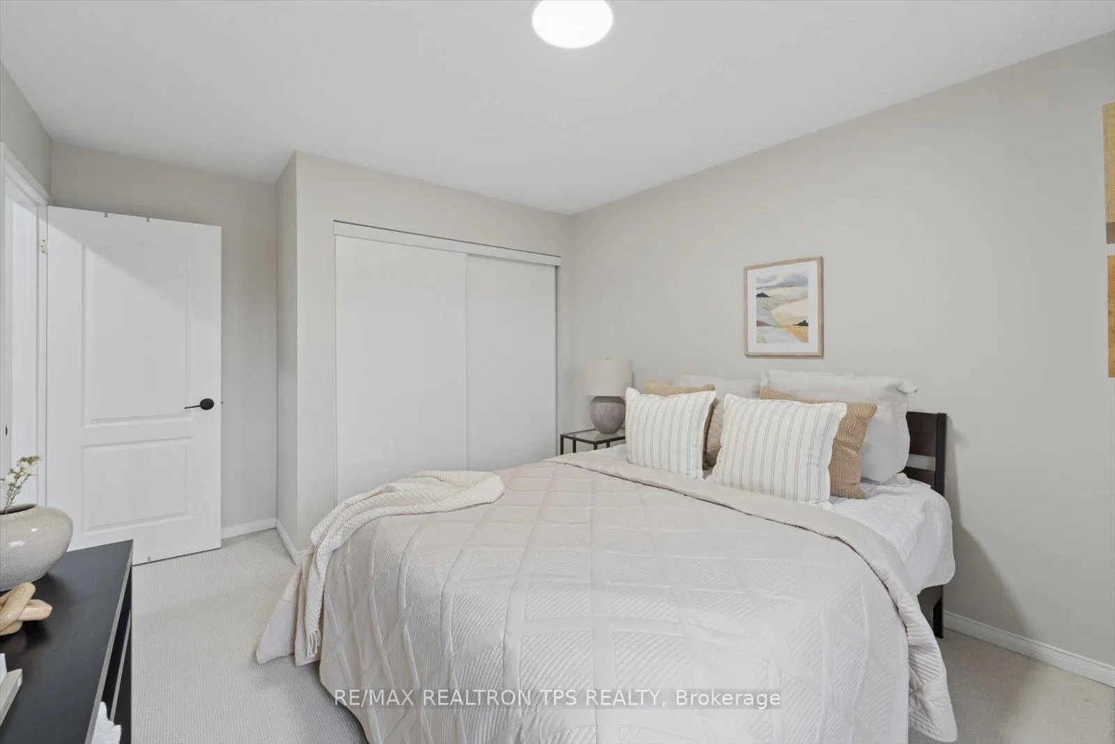 Photo 26 of 263 Sprucewood Crescent, Clarington, Bowmanville — HOMEH
