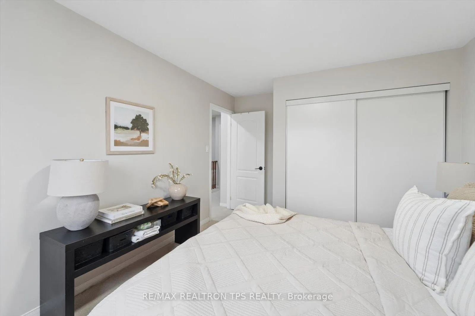 Photo 27 of 263 Sprucewood Crescent, Clarington, Bowmanville — HOMEH