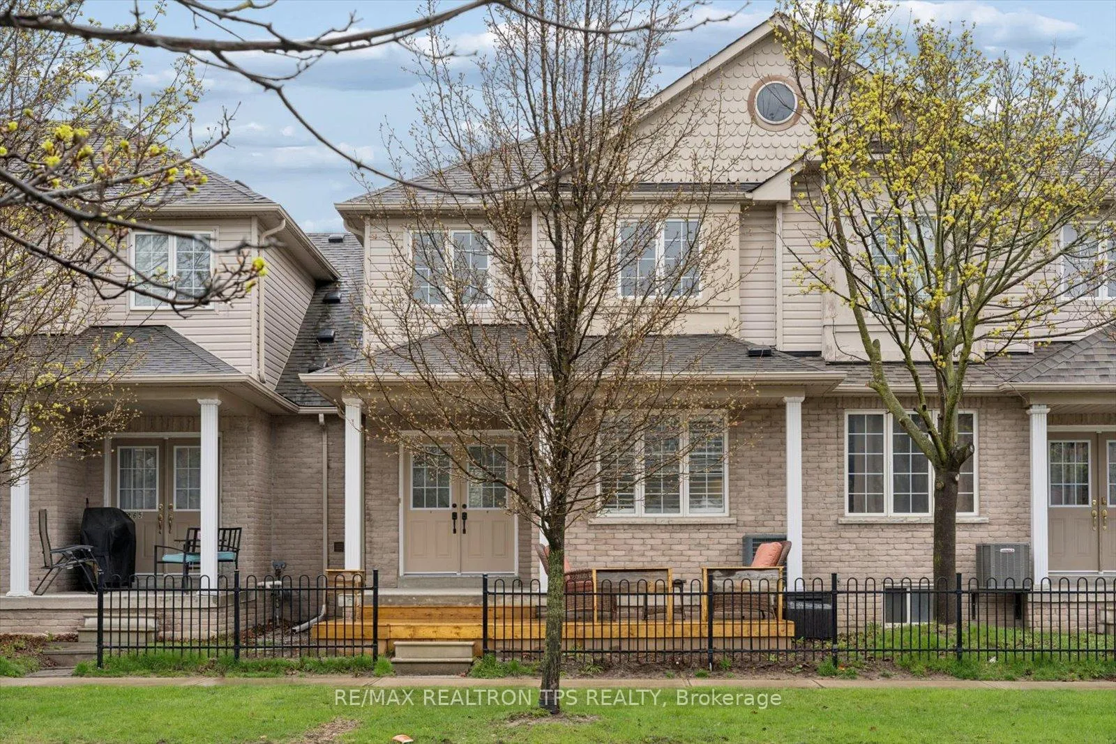 Photo 36 of 263 Sprucewood Crescent, Clarington, Bowmanville — HOMEH
