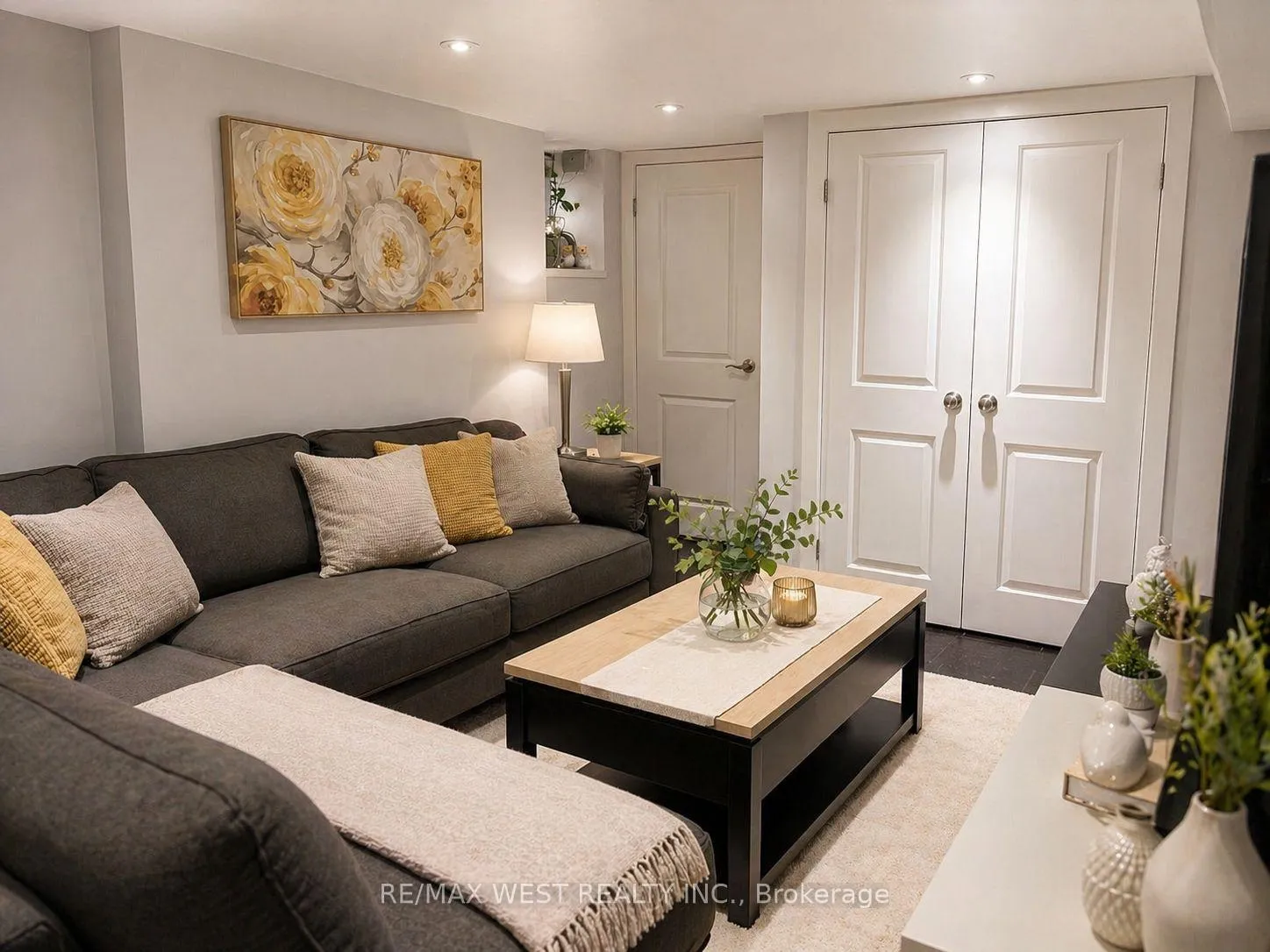 Photo 17 of 270 Boon Avenue, Toronto, Caledonia-Fairbank — HOMEH