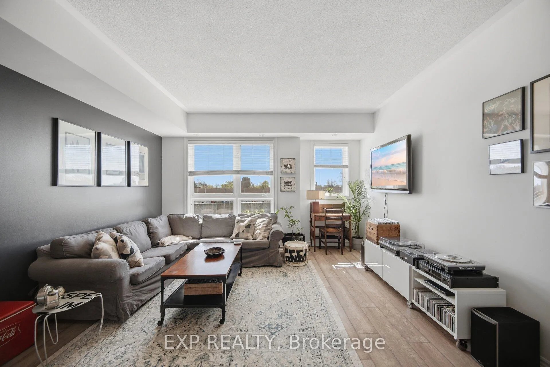 Photo 6 of Unit 1, 114 Caledonia Park Road, Toronto, Corso Italia-Davenport — HOMEH