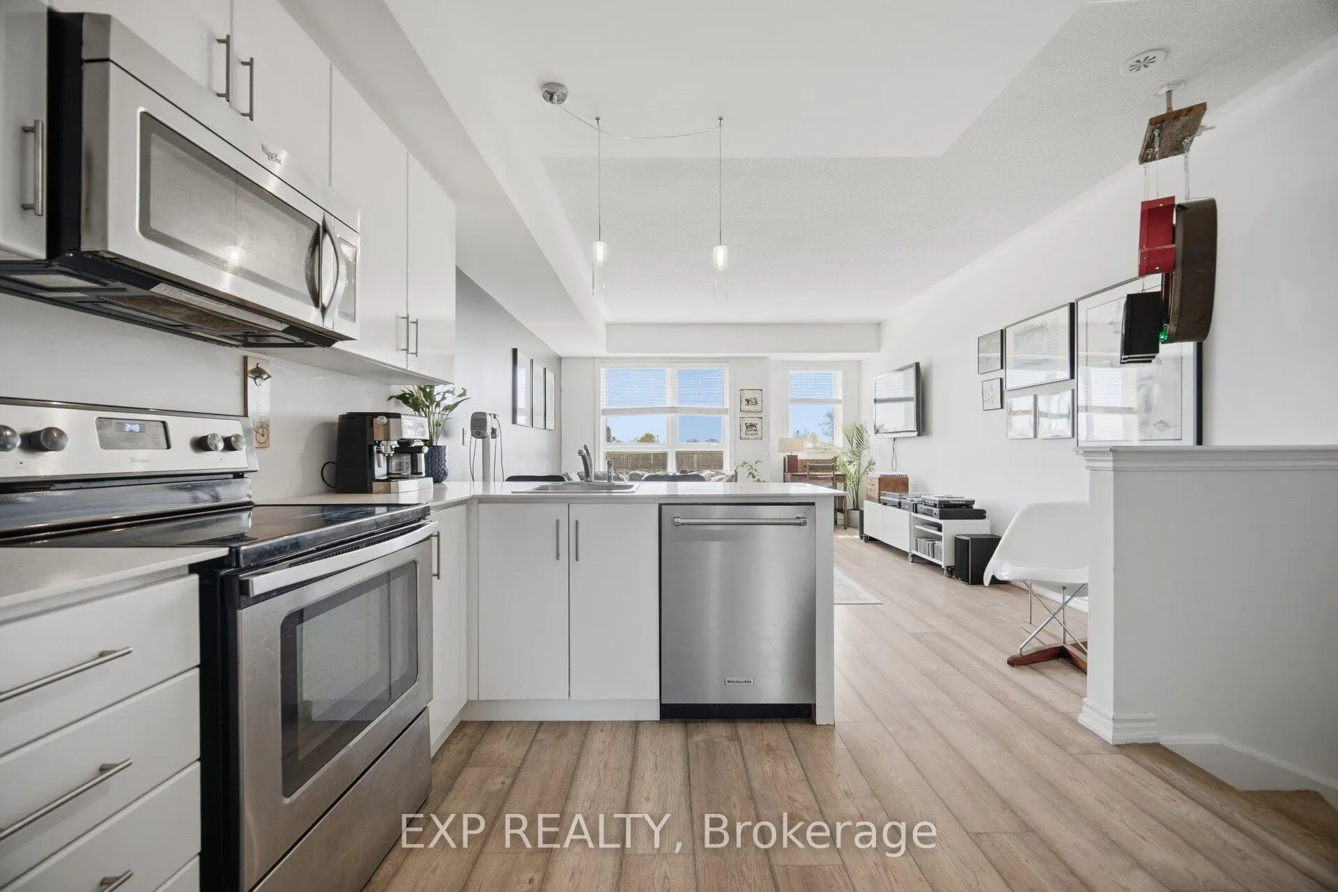 Photo 12 of Unit 1, 114 Caledonia Park Road, Toronto, Corso Italia-Davenport — HOMEH