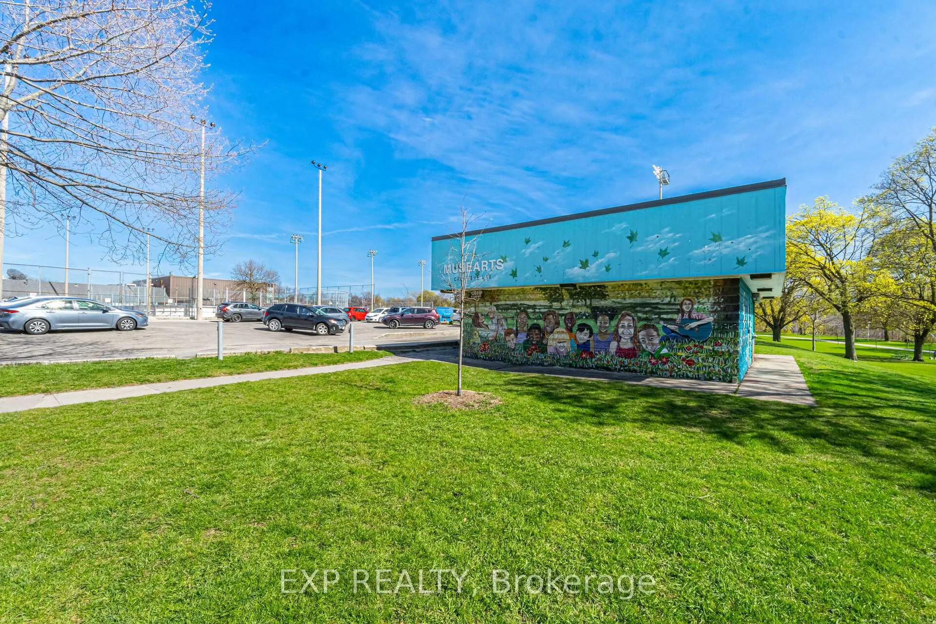 Photo 40 of Unit 1, 114 Caledonia Park Road, Toronto, Corso Italia-Davenport — HOMEH