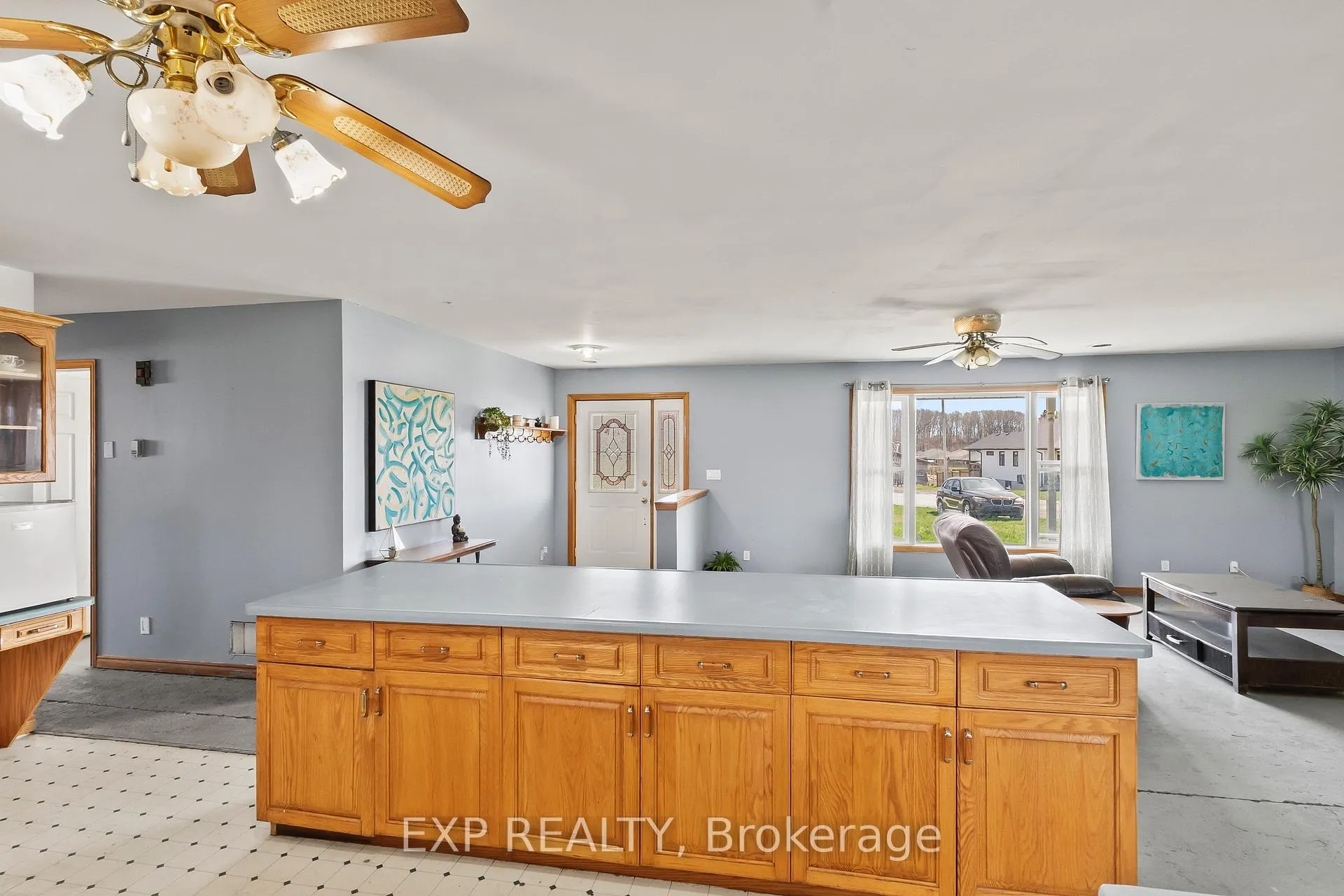 Photo 14 of 10 Hillcrest Drive, Quinte West, Murray Ward — HOMEH