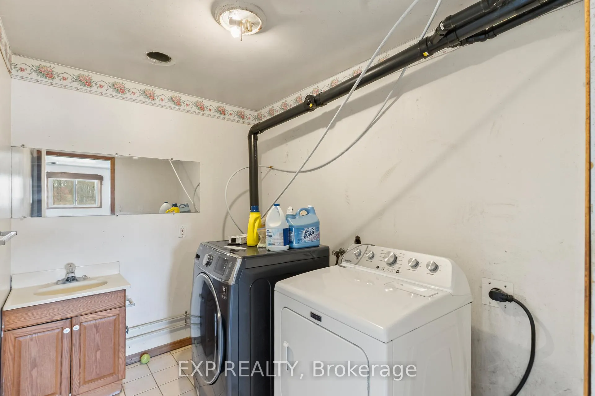 Photo 25 of 10 Hillcrest Drive, Quinte West, Murray Ward — HOMEH